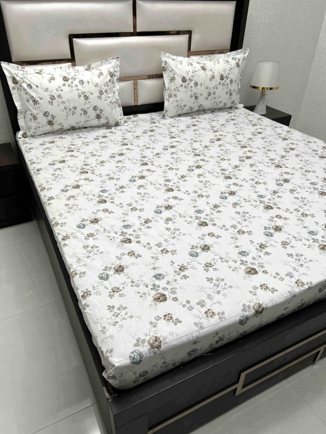 

Pure Decor Mansion White Floral 350 TC Pure Cotton King Bedsheet Set - 2.7 M x 2.7 M