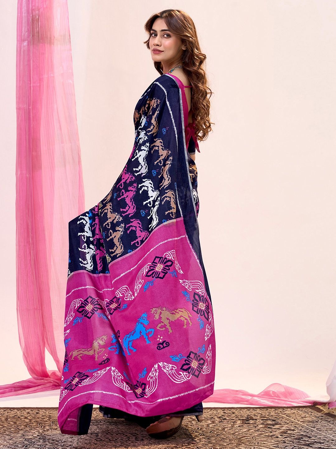 

Mitera Ethnic Motifs Silk Blend Tussar Saree, Navy blue