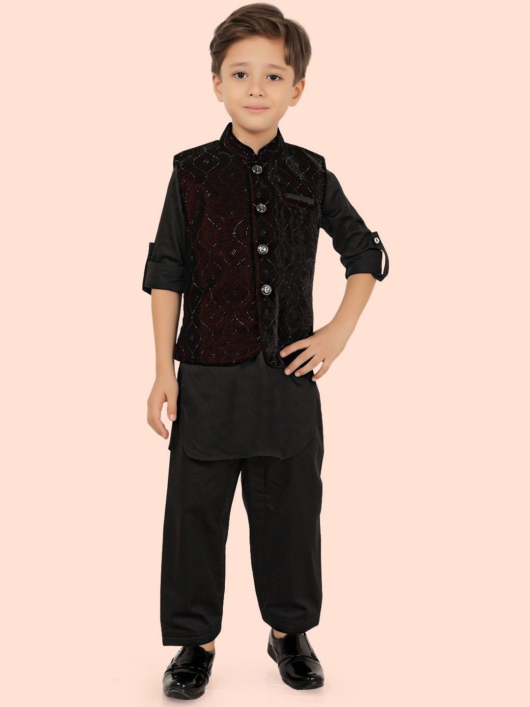 

Ethniks Neu-Ron Boys Regular Velvet Kurta with Pyjamas, Black