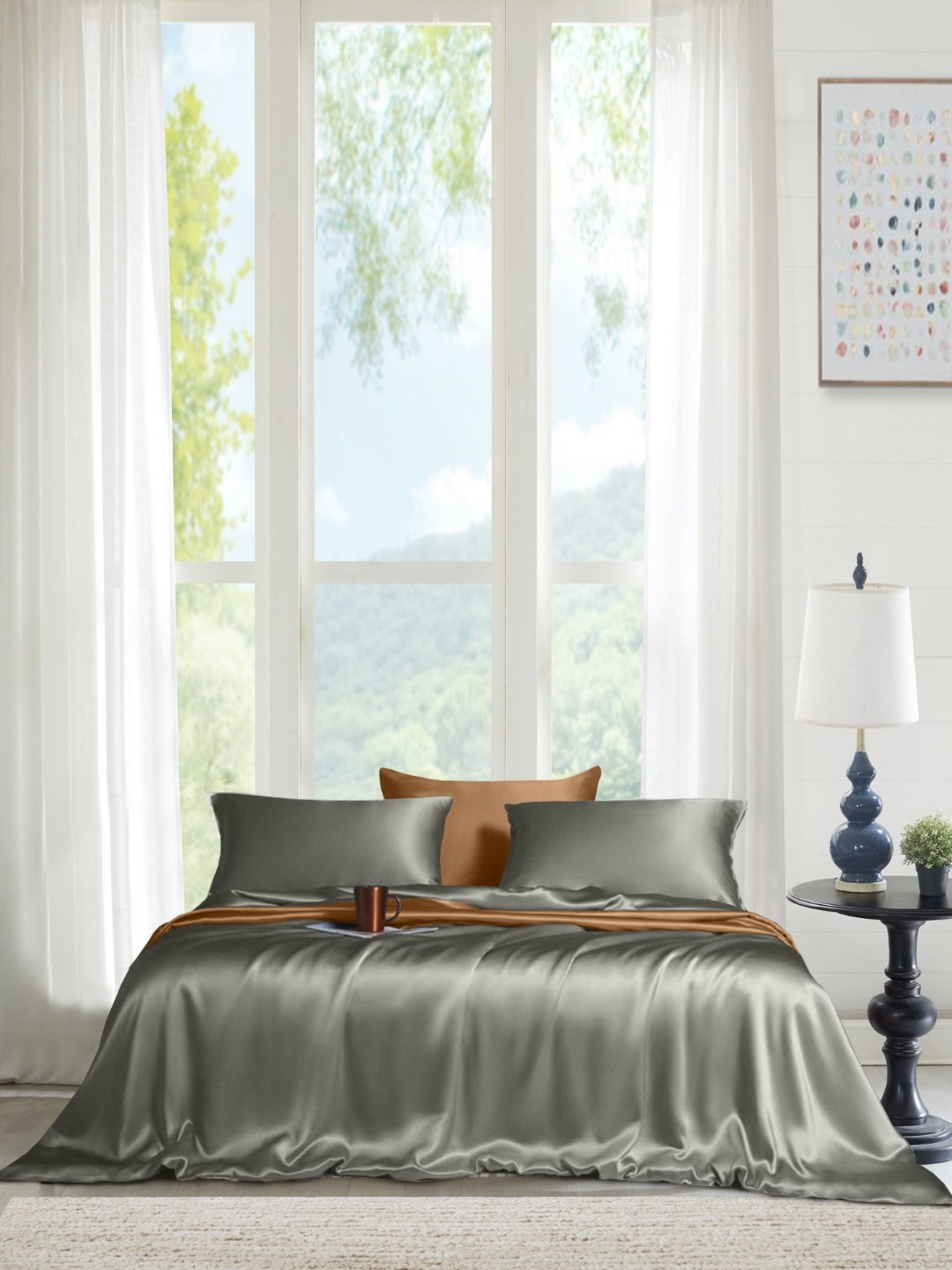 

THE LINEN COMPANY Silver-Toned 300 TC King Bedsheet with 2 Pillow Covers