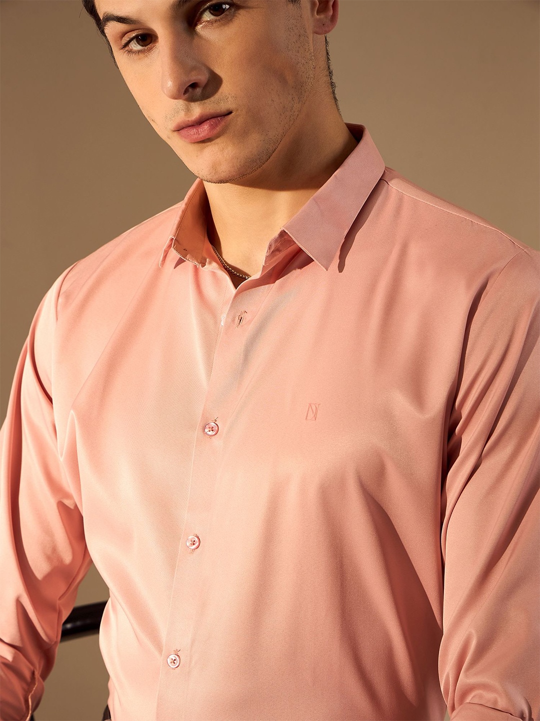 

DENNISON Premium Smart Fit Satin Party Shirt, Pink