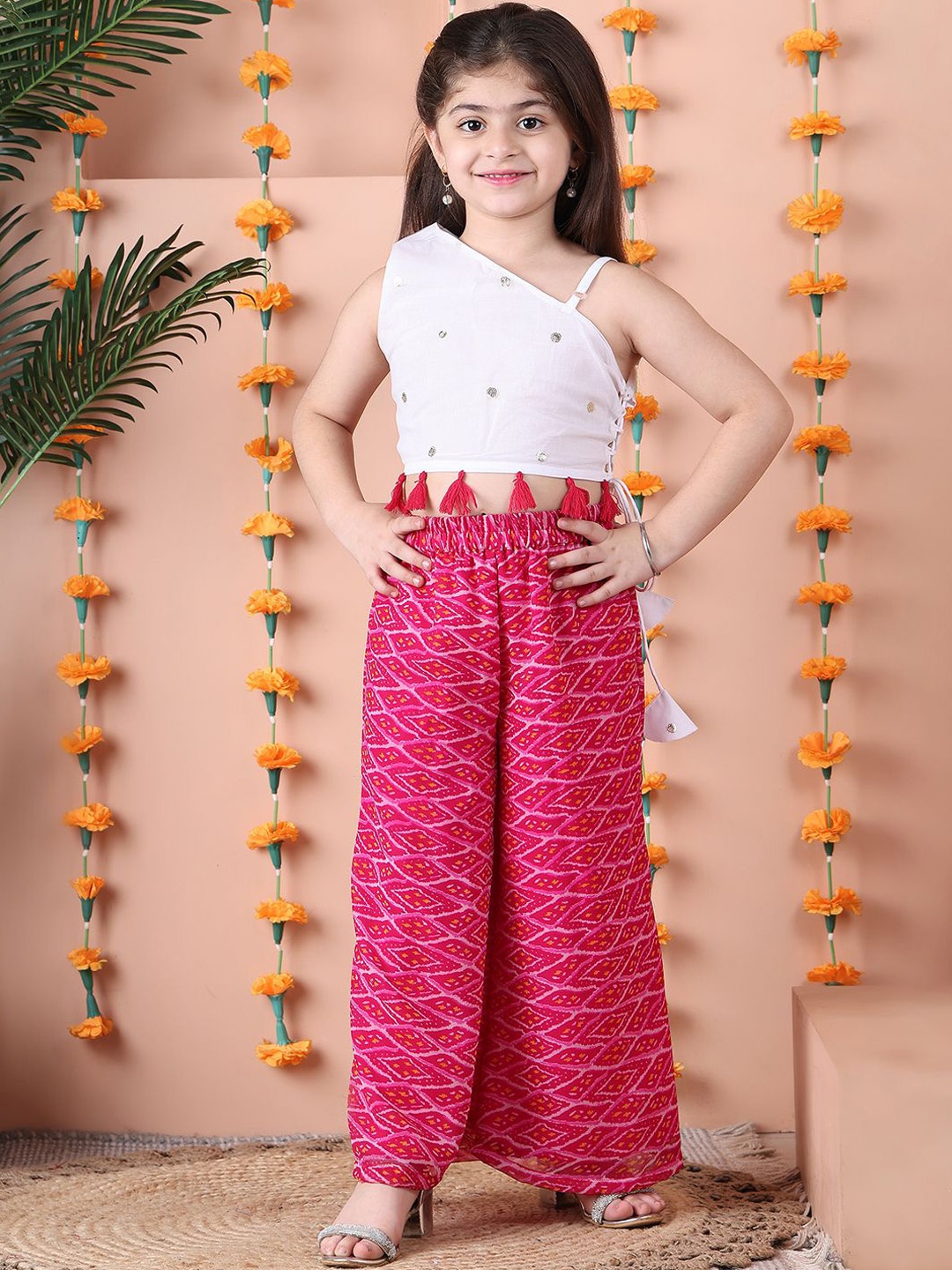 

NEUDIS Embellished Top With Printed Trousers Co-Ords, White