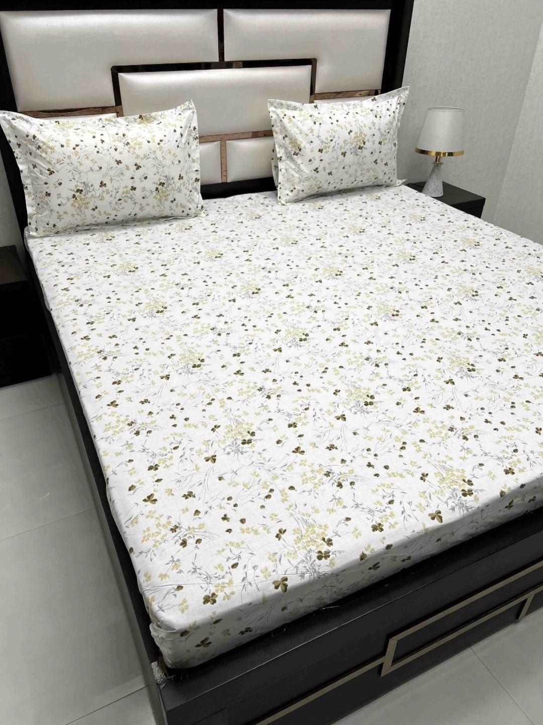 

Pure Decor Mansion White Floral 330 TC Pure Cotton King Bedsheet Set - 2.7 M x 2.7 M