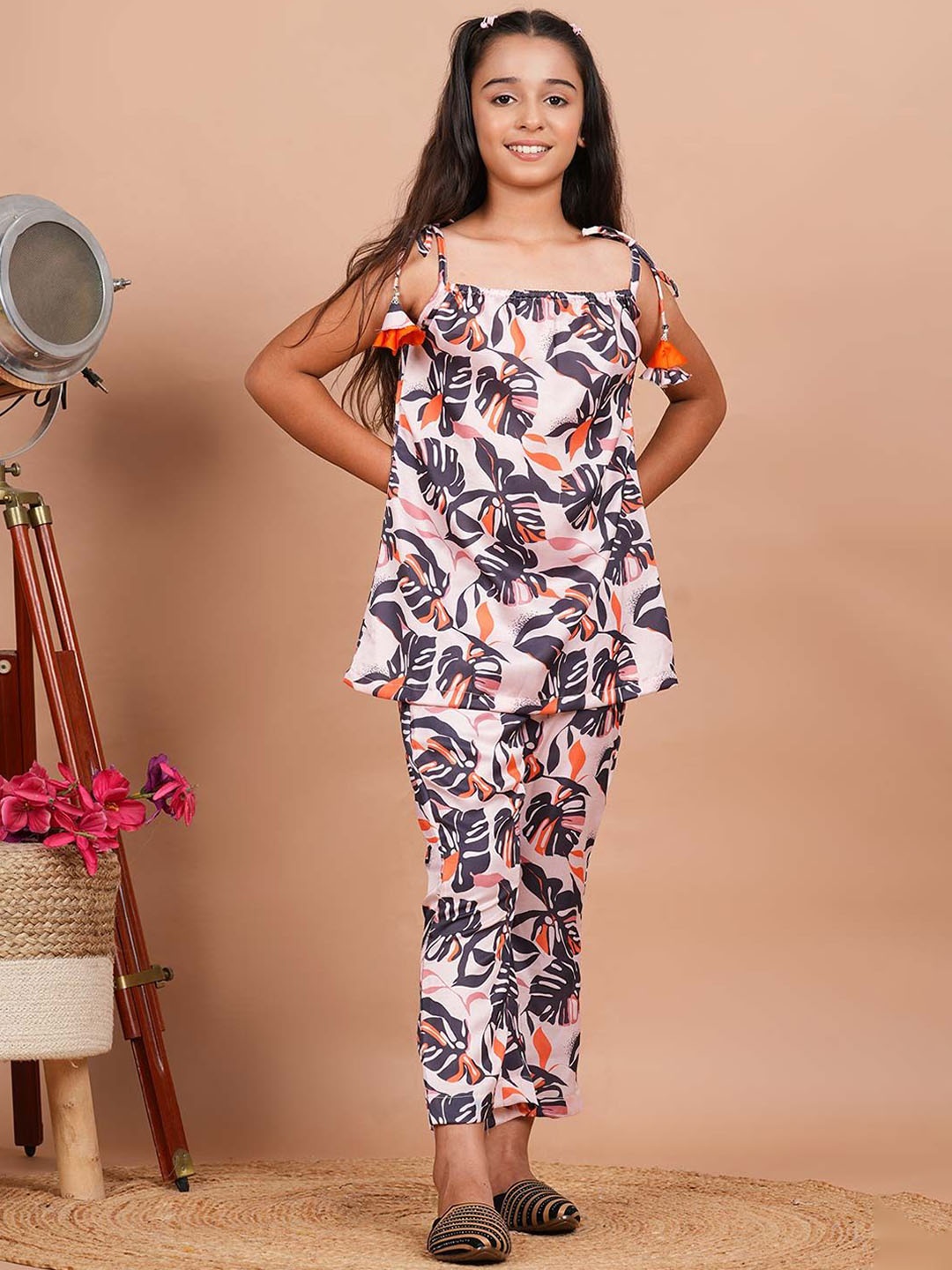 

Utsav Fashion Girls Printed Top with Palazzos, Orange