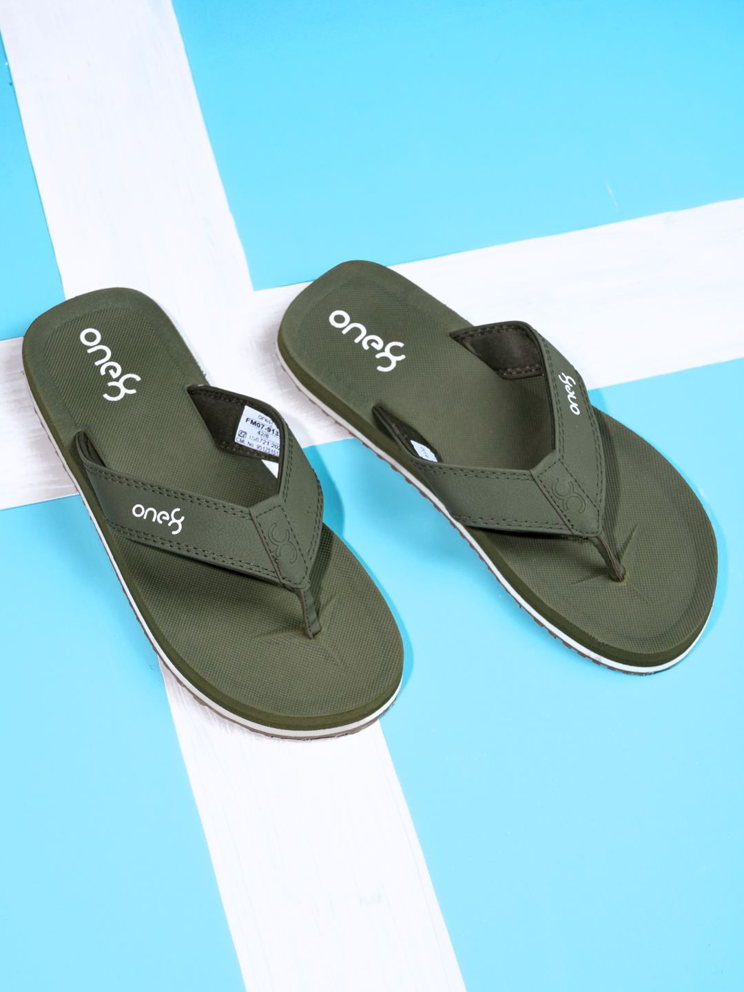 

One8 Men Thong Flip-Flops, Olive