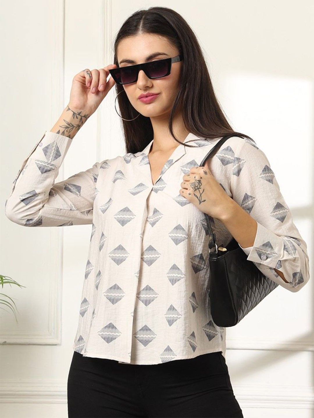 

FITHUB Geometric Print Cotton Shirt Style Top, Cream