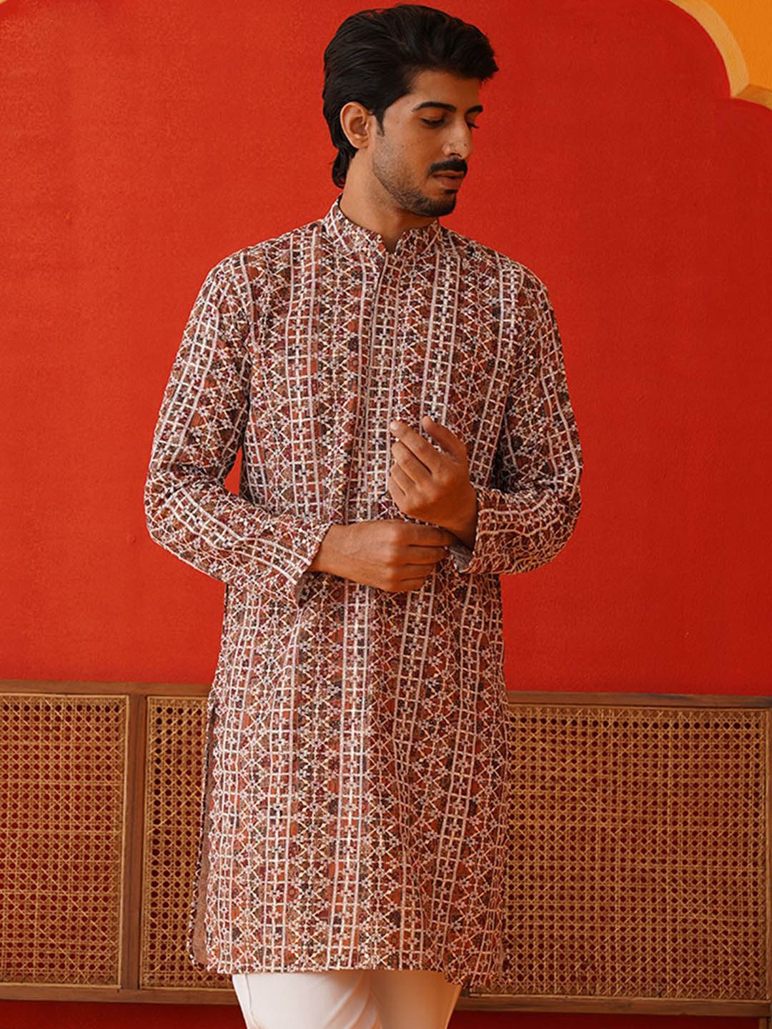 

Jompers Men Geometric Embroidered Sequinned Kurta, Brown