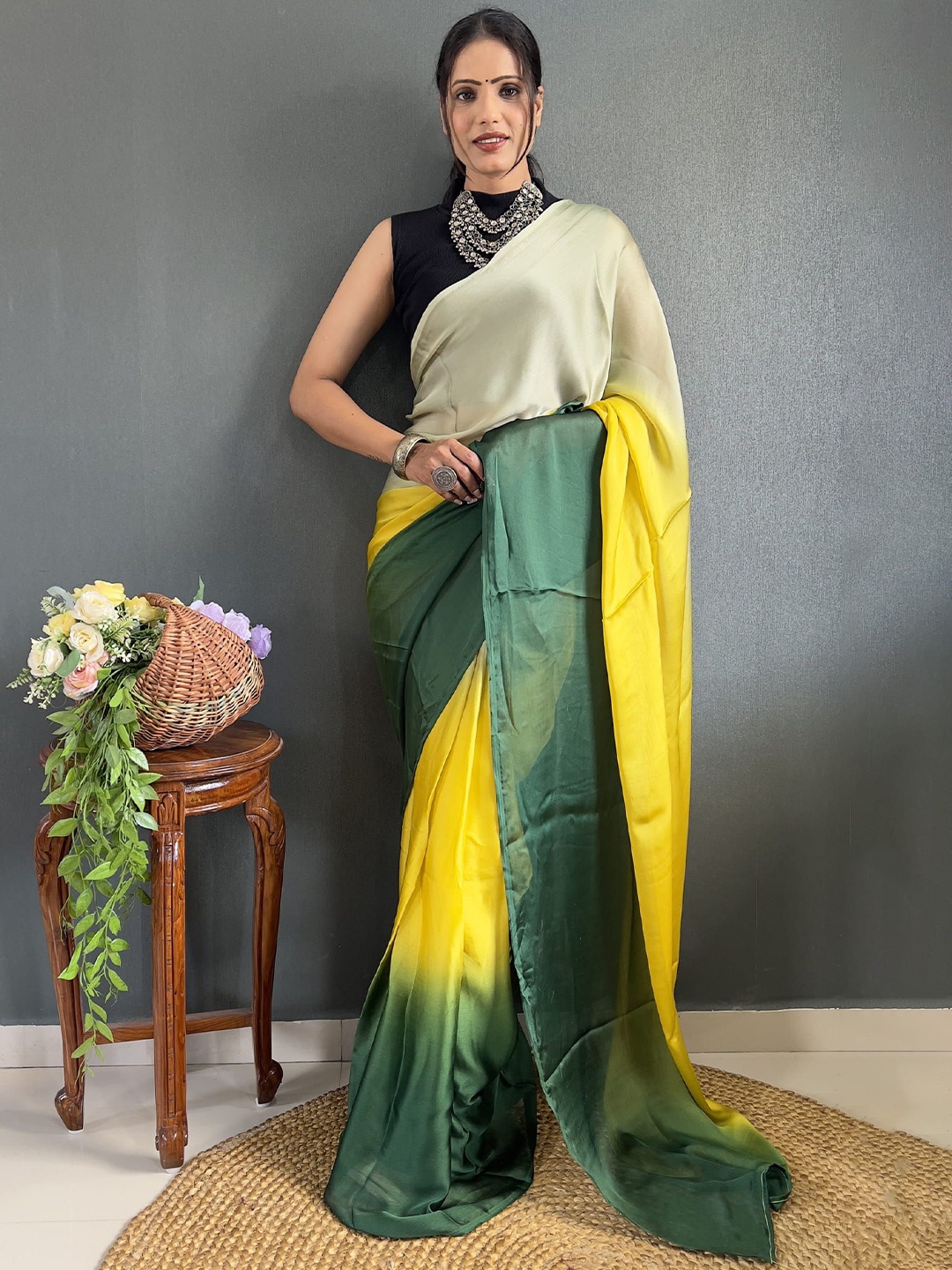 

KAYOMMI Pure Crepe Ready to Wear Holi Saree, Yellow