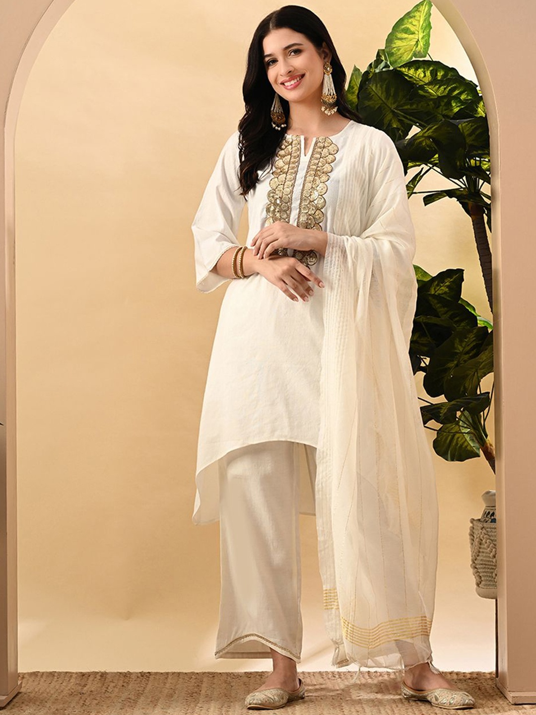 

Myshka Women Ethnic Motifs Embroidered Regular Sequinned Kurta with Trousers & With Dupatta, White