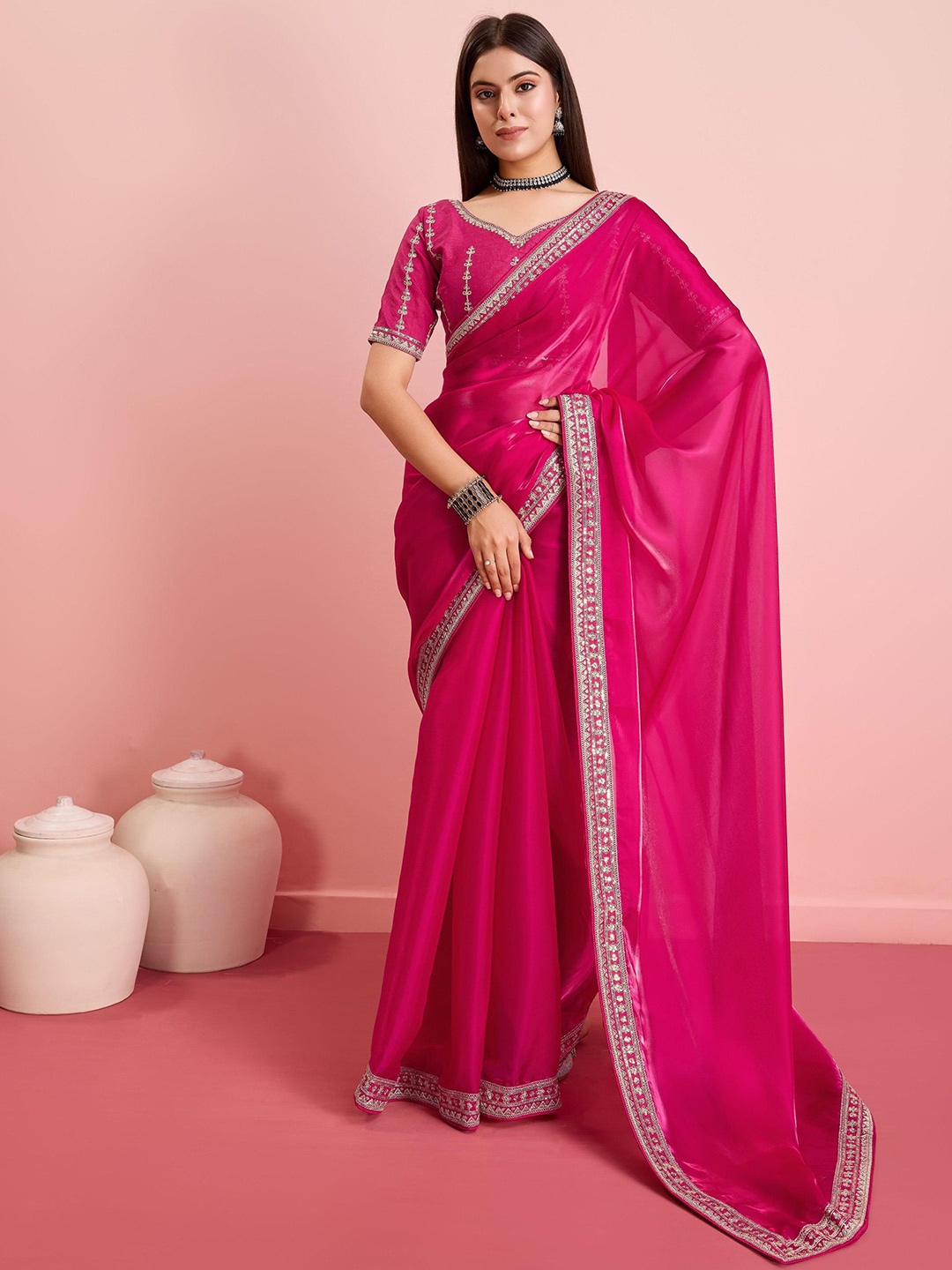 

HERE&NOW Embroidered Saree, Pink