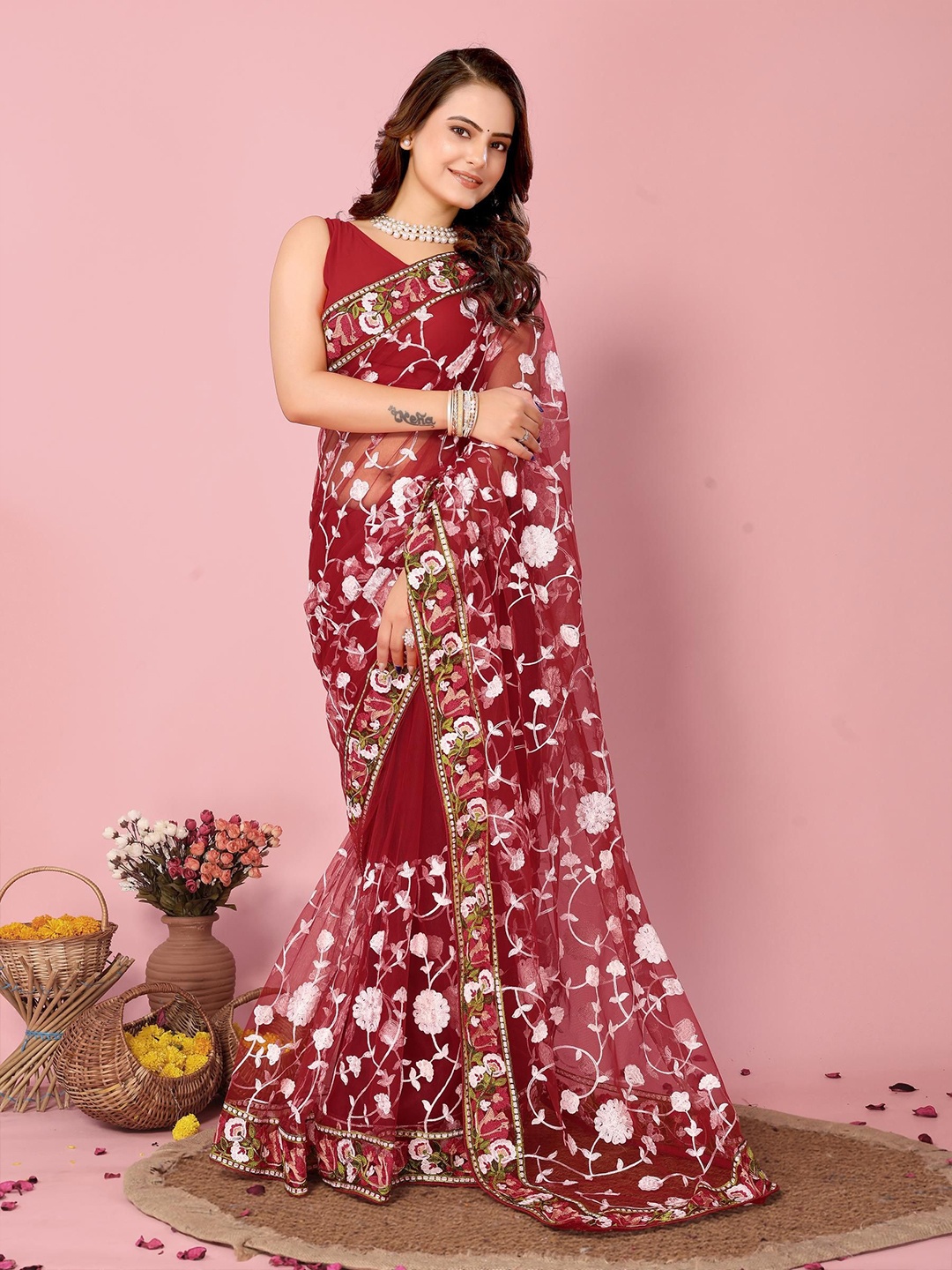 

HERE&NOW Floral Embroidered Saree with Blouse Piece, Maroon