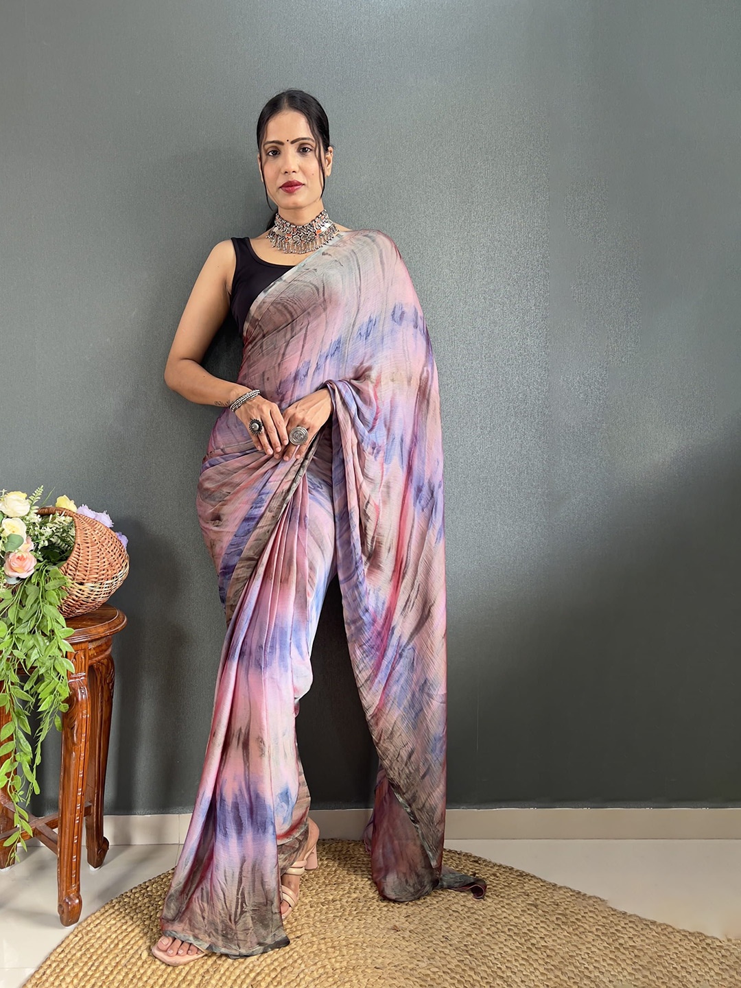 

KAYOMMI Tie and Dye Pure Chiffon Ready to Wear Saree, Pink