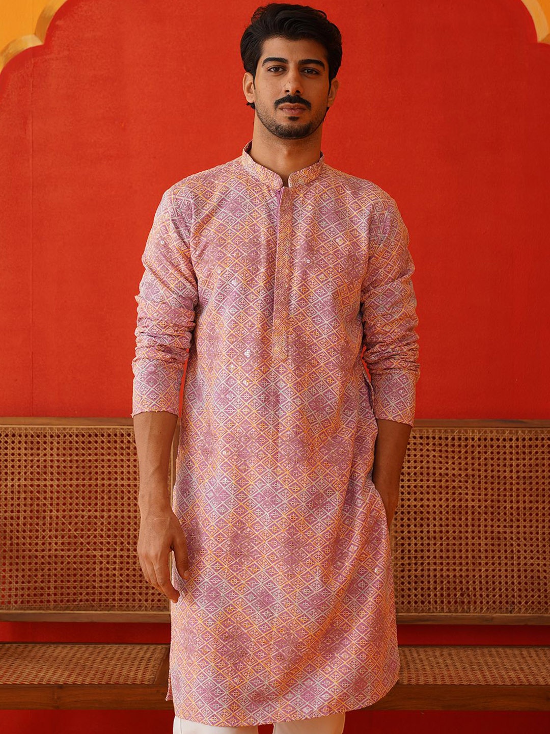 

Jompers Men Geometric Embroidered Sequinned Kurta, Pink