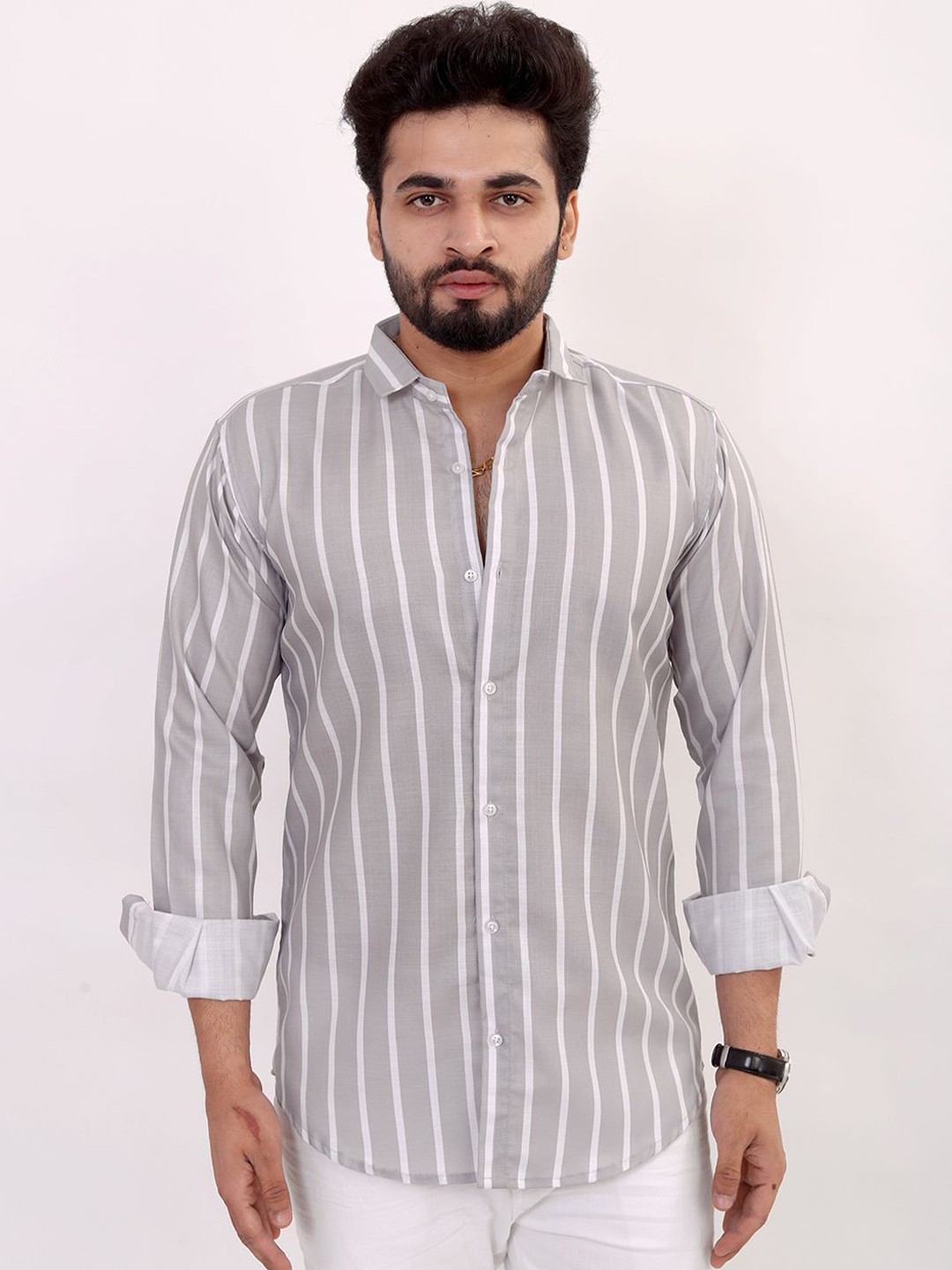

BOWLIFESTYLE Men Classic Spread Collar Vertical Striped Cotton Casual Shirt, Grey