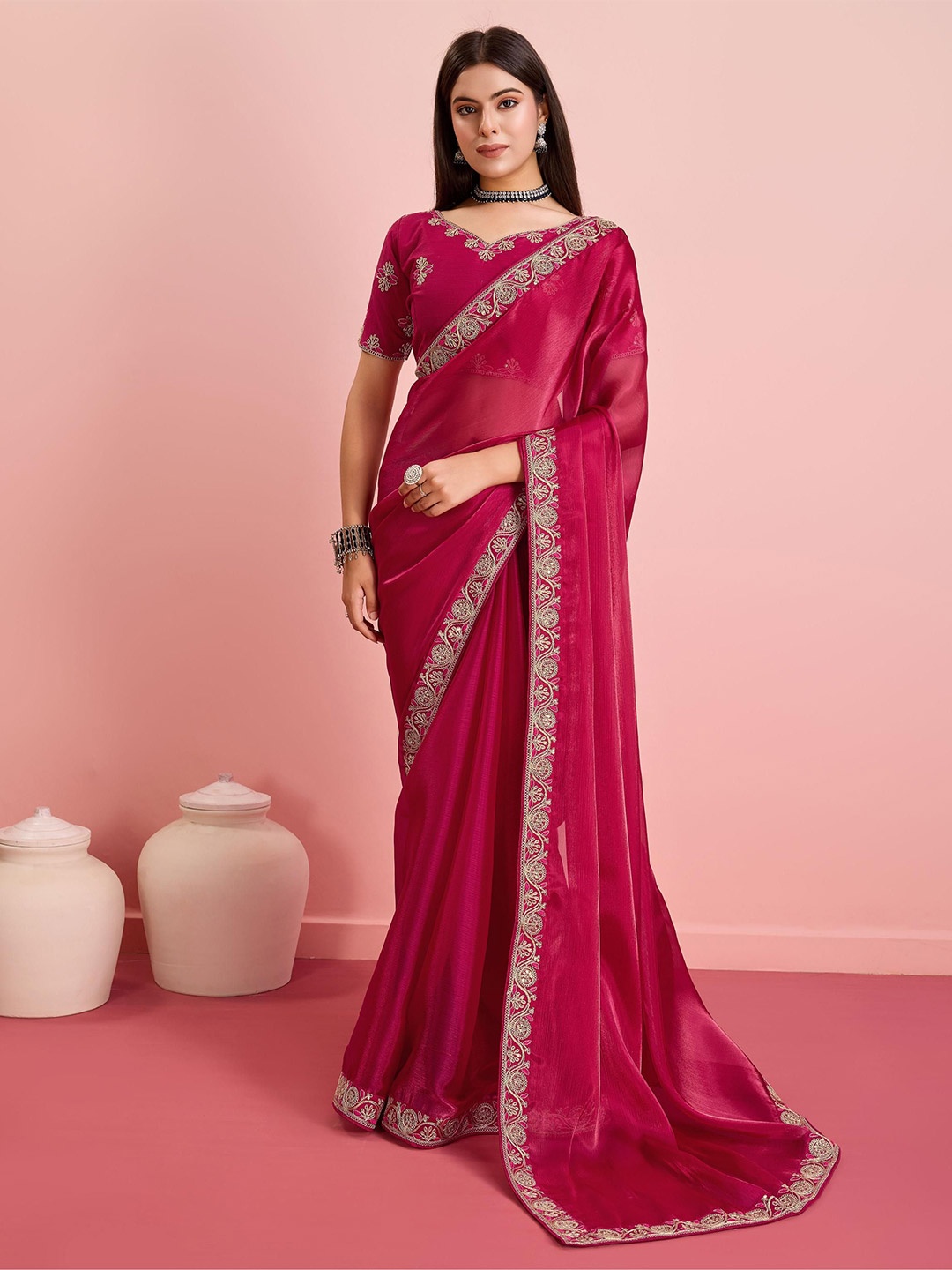 

HERE&NOW Embroidered Saree, Pink