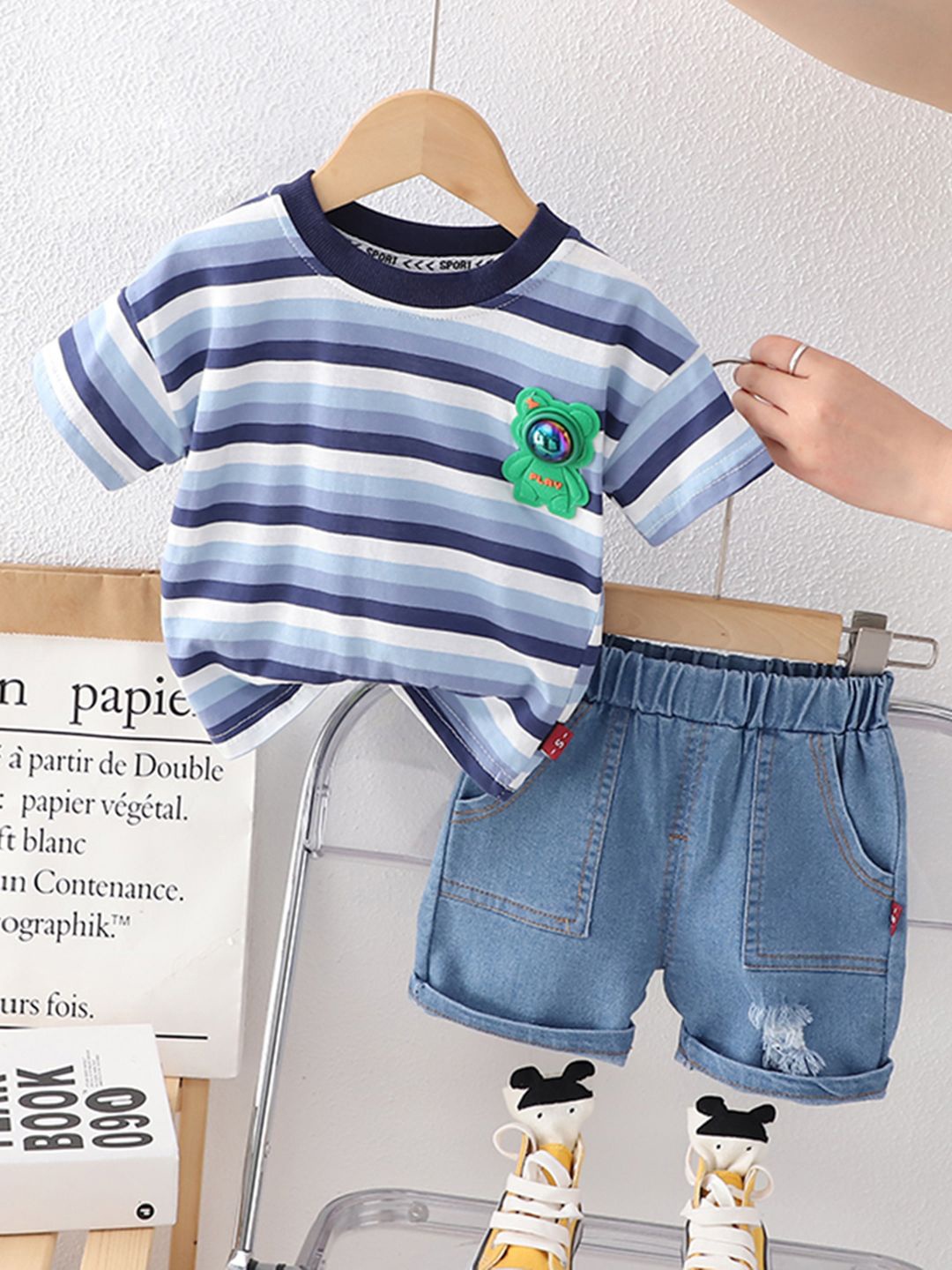 

INCLUD Boys Striped T-shirt with Shorts, Blue