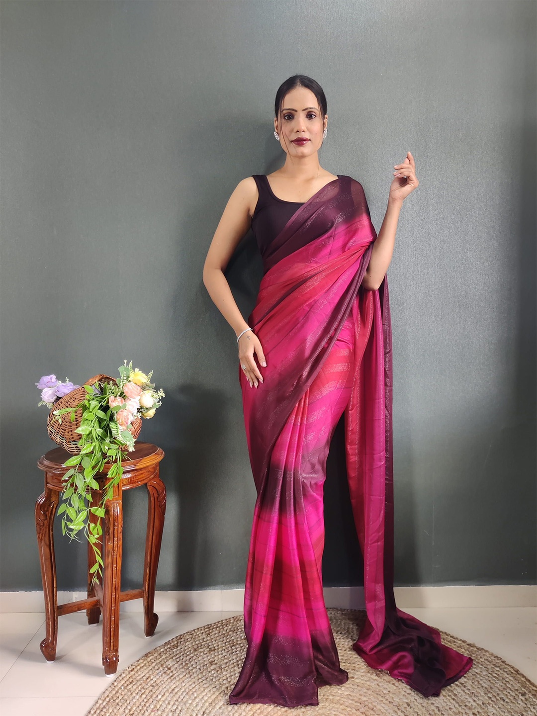 

KAYOMMI Striped Pure Crepe Ready to Wear Jamdani Saree, Pink