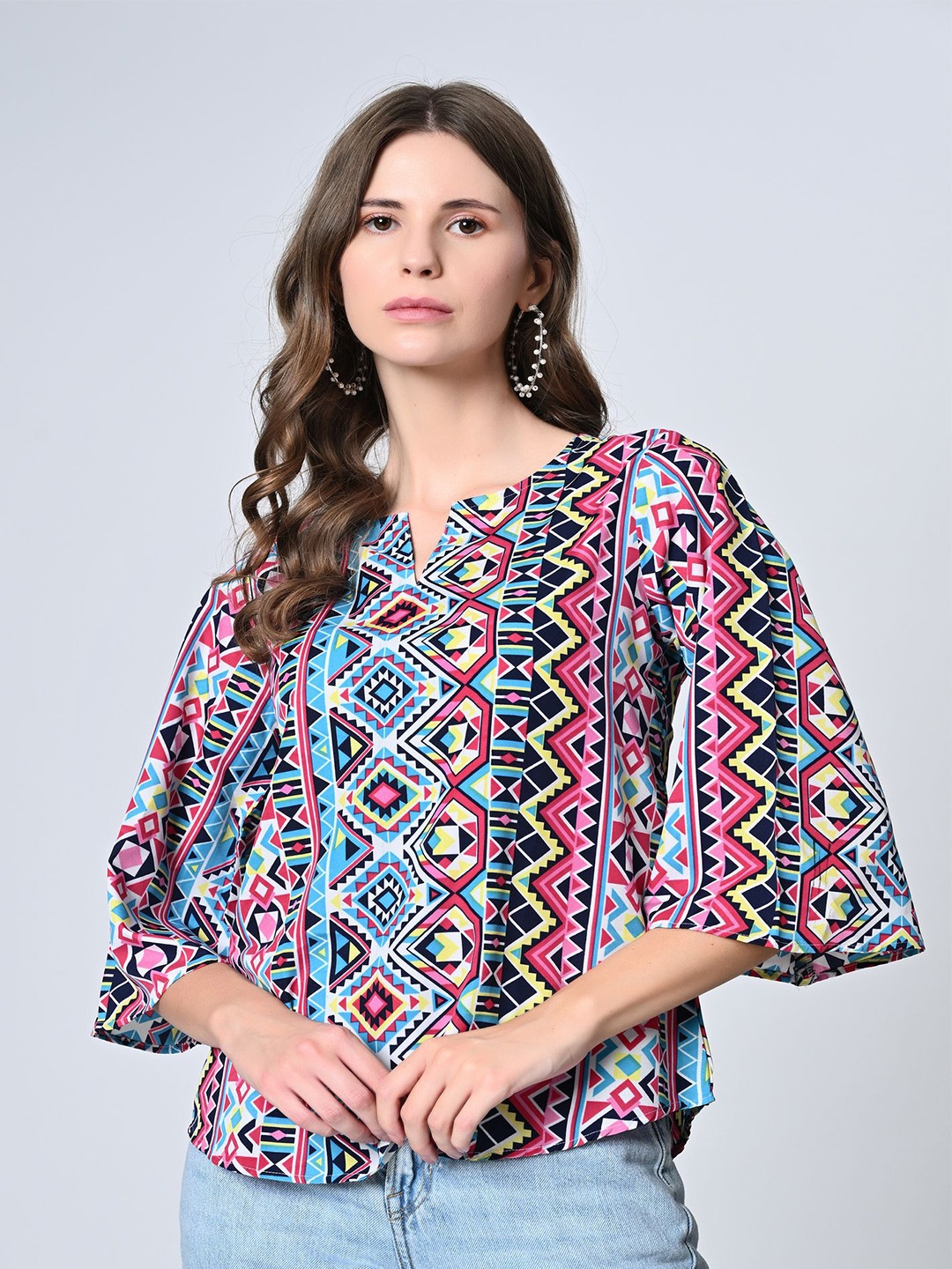 

VAPPSYAM Women Graphic Printed Regular Top, Pink