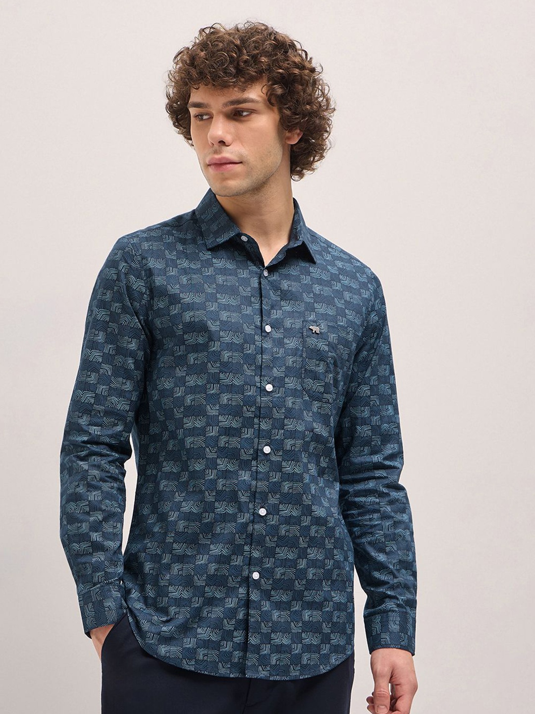 

THE BEAR HOUSE Men Spread Collar Abstract Printed Cotton Tailored Fit Formal Shirt, Blue