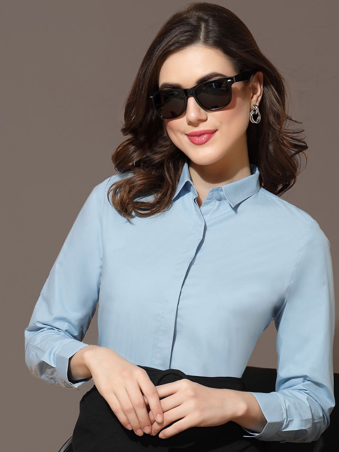 

The Roadster Lifestyle Co Collar Formal Shirt, Blue