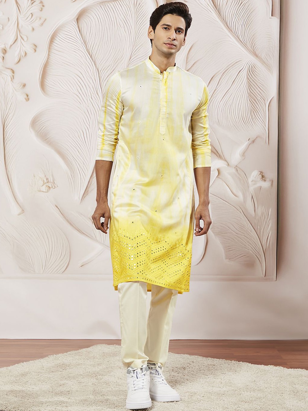 

VASTRAMAY Men Ombre Embroidered Regular Mirror Work Kurta with Trousers, Yellow