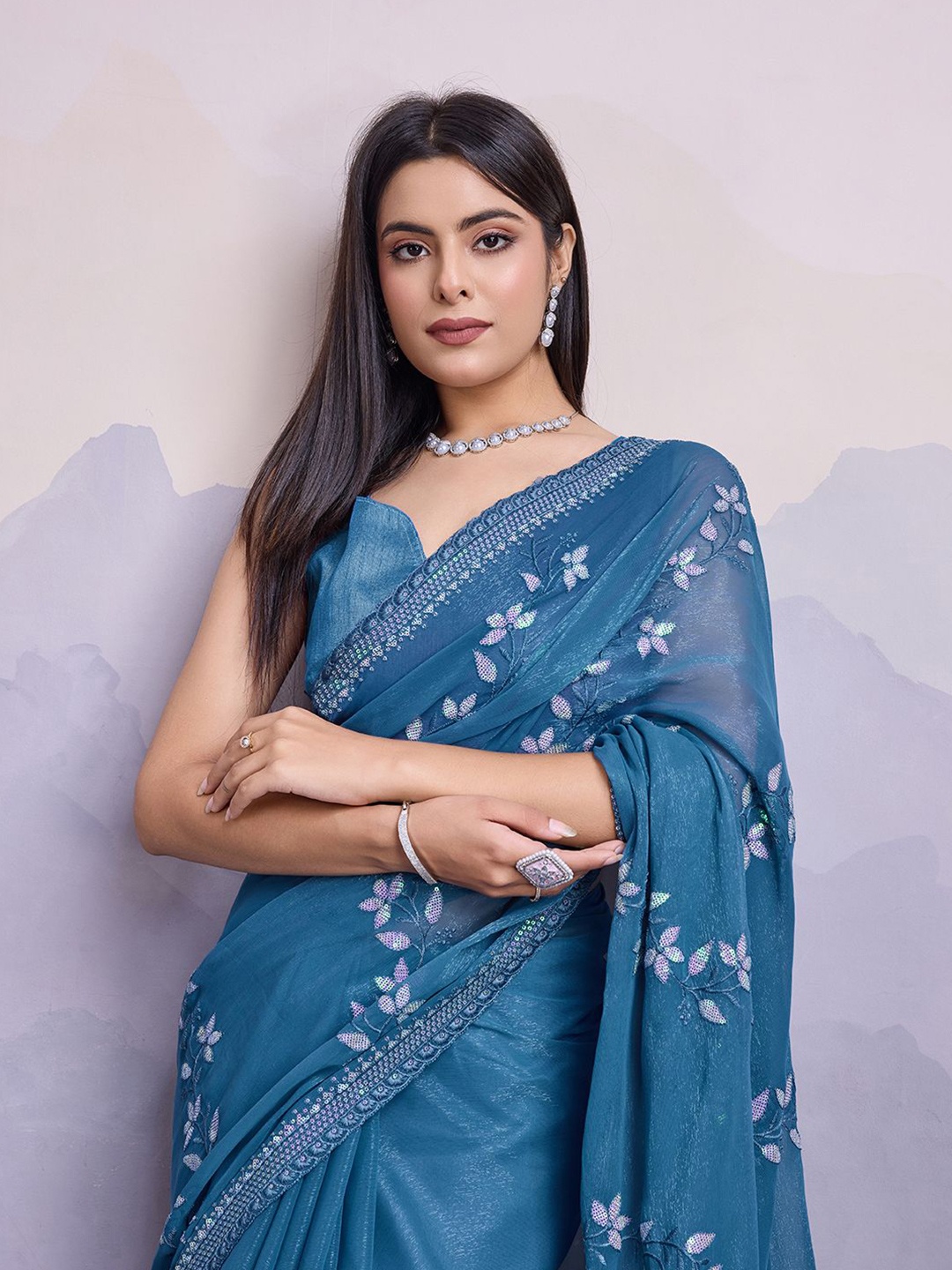 

HERE&NOW Floral Sequinned Embroidered Saree, Teal