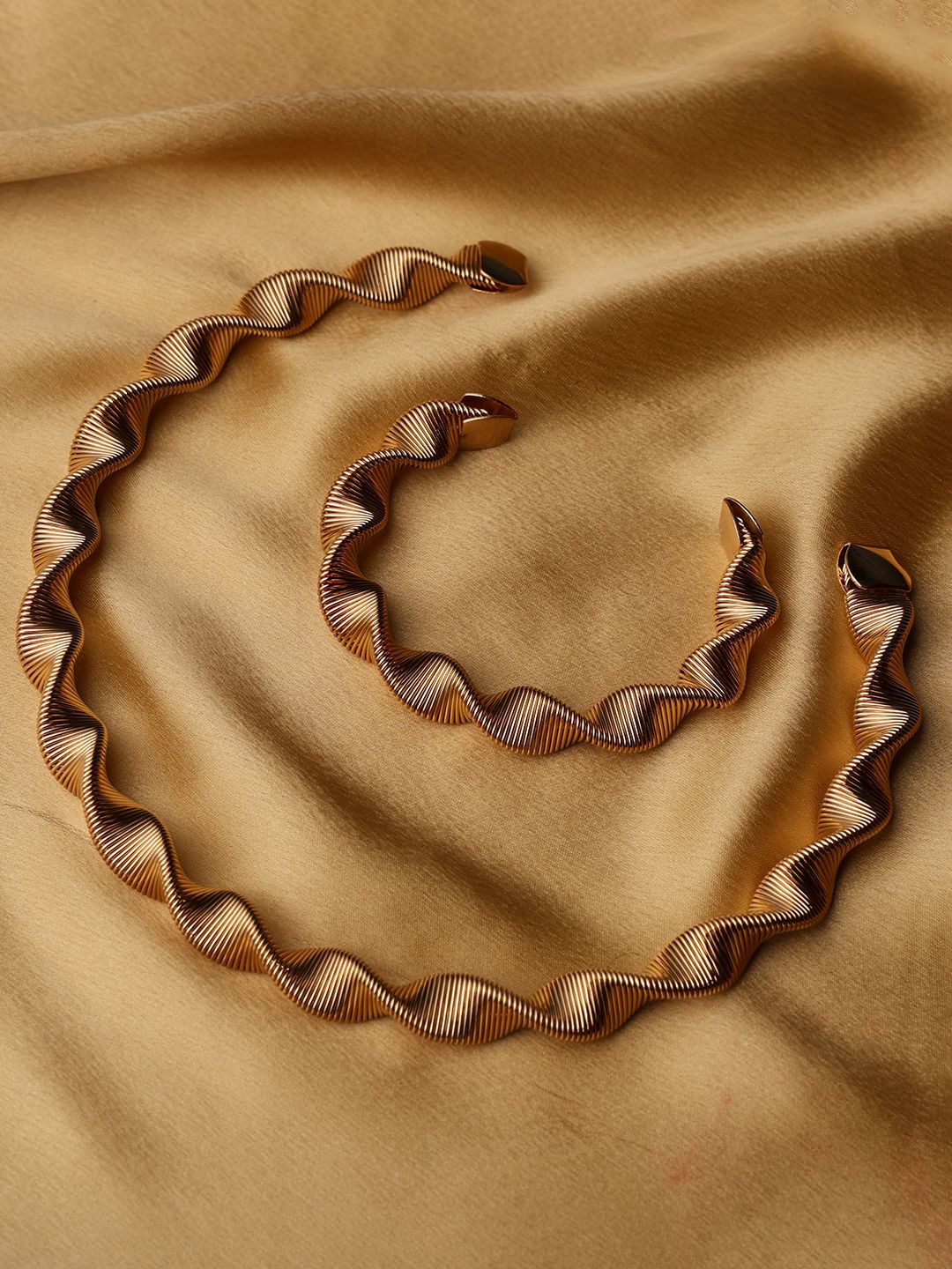

VENI 18K Gold-Plated Jewellery Set