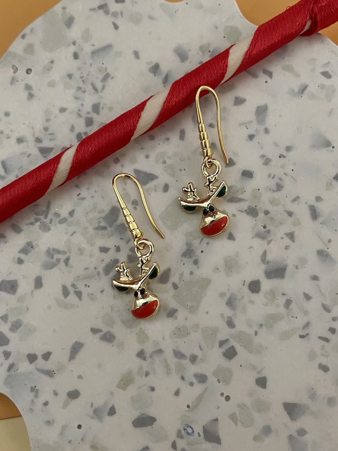 

Digital Dress Room Classic Drop Earrings, Gold