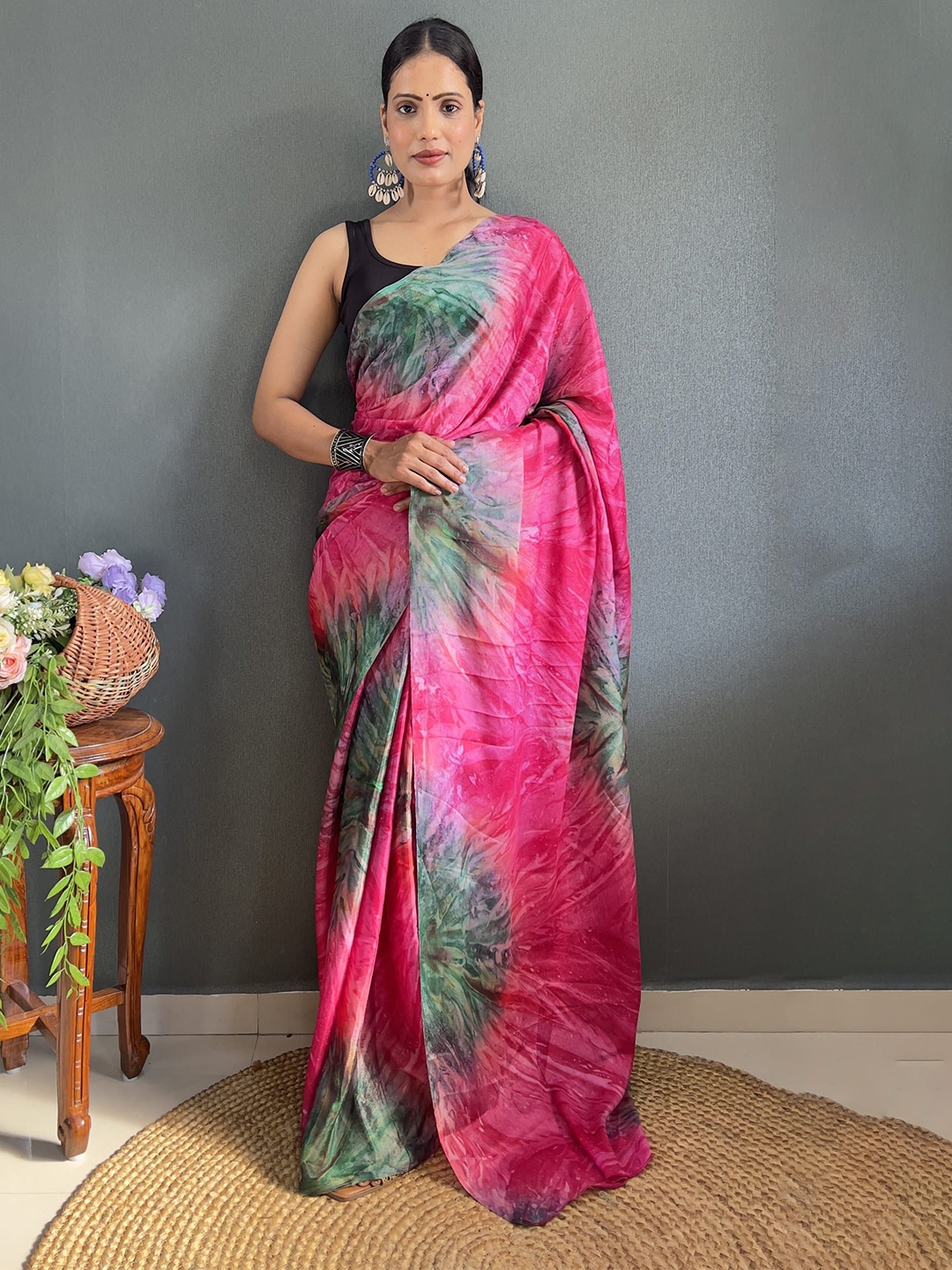 

KAYOMMI Tie and Dye Pure Chiffon Ready to Wear Saree, Pink