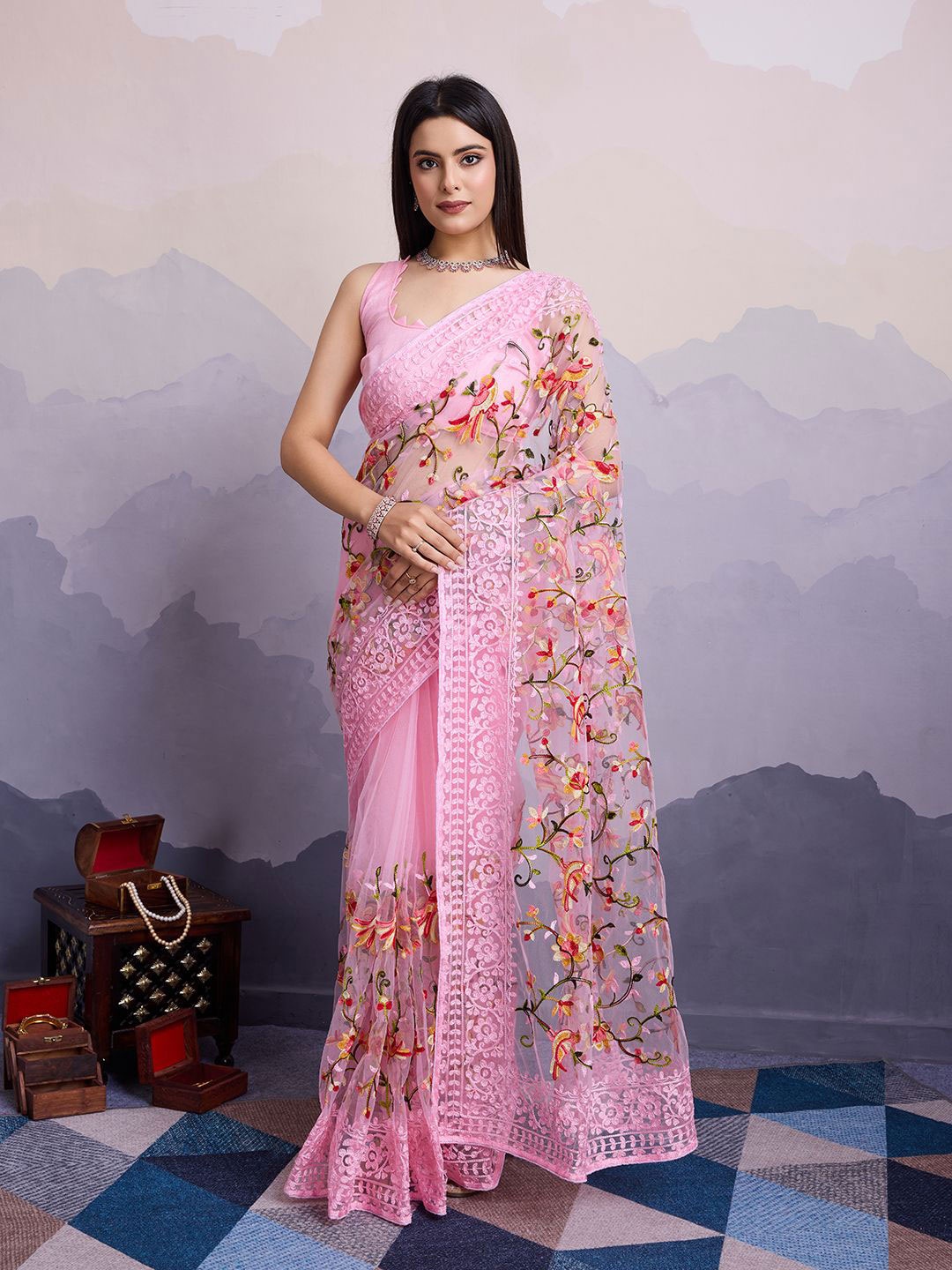 

HERE&NOW Floral Embroidered Net Saree, Pink