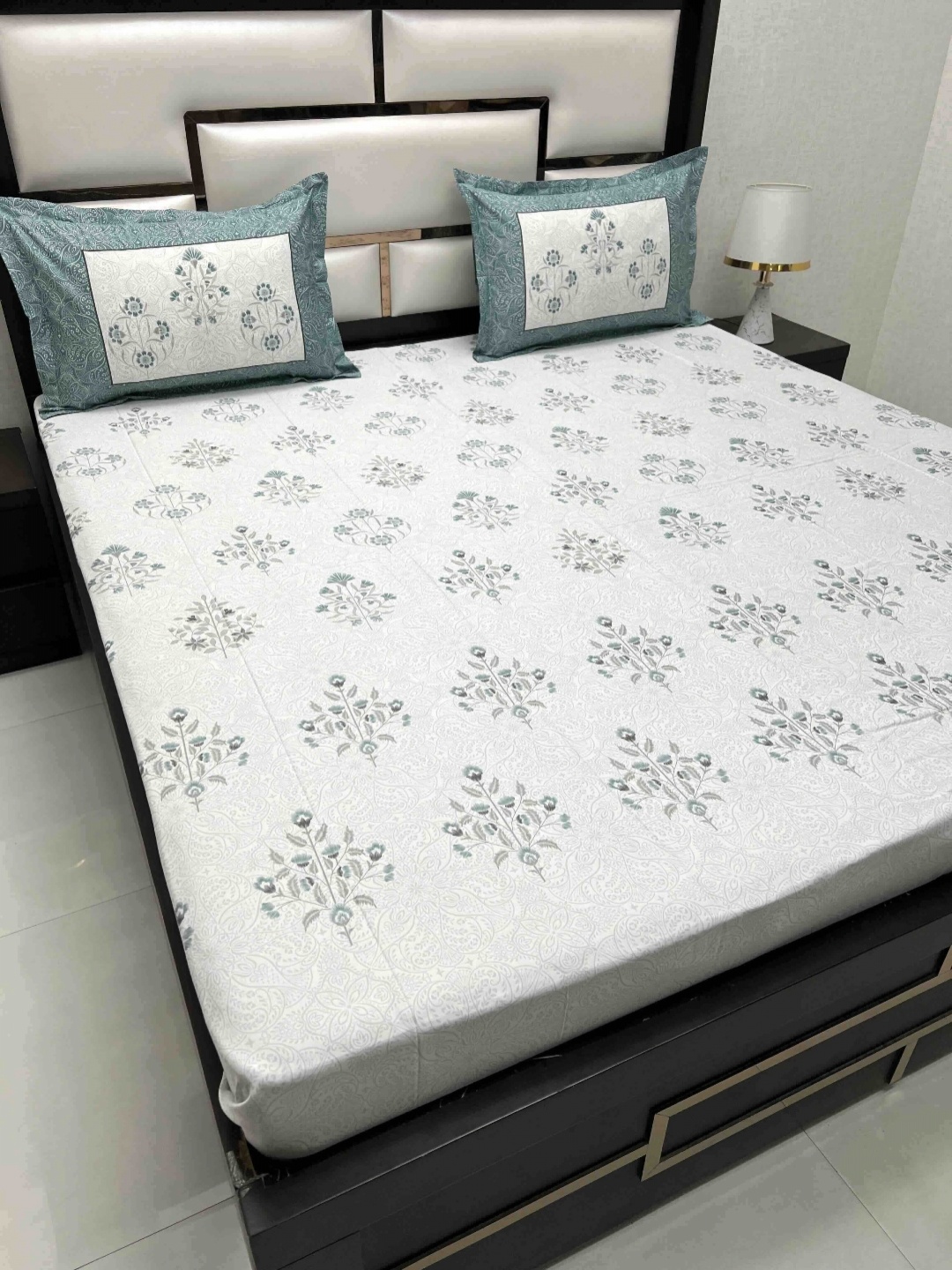 

Pure Decor White & Green Floral 300 TC King Bedsheet with 2 Pillow Covers
