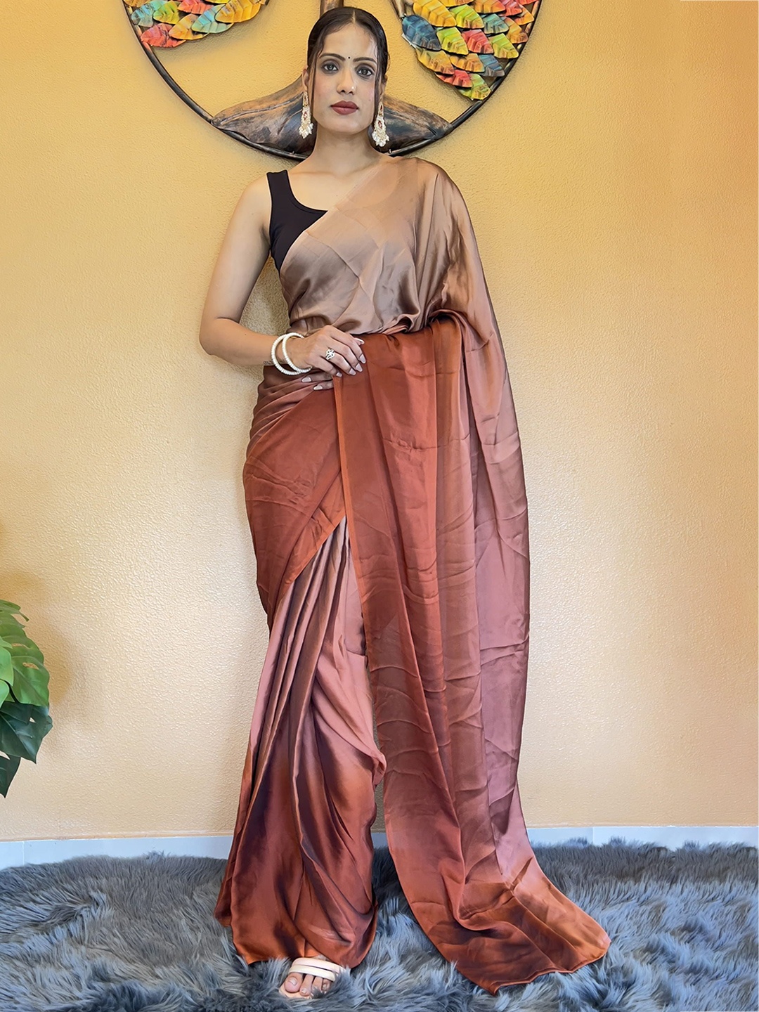 

KAYOMMI Ombre Pure Chiffon Ready to Wear Saree, Red