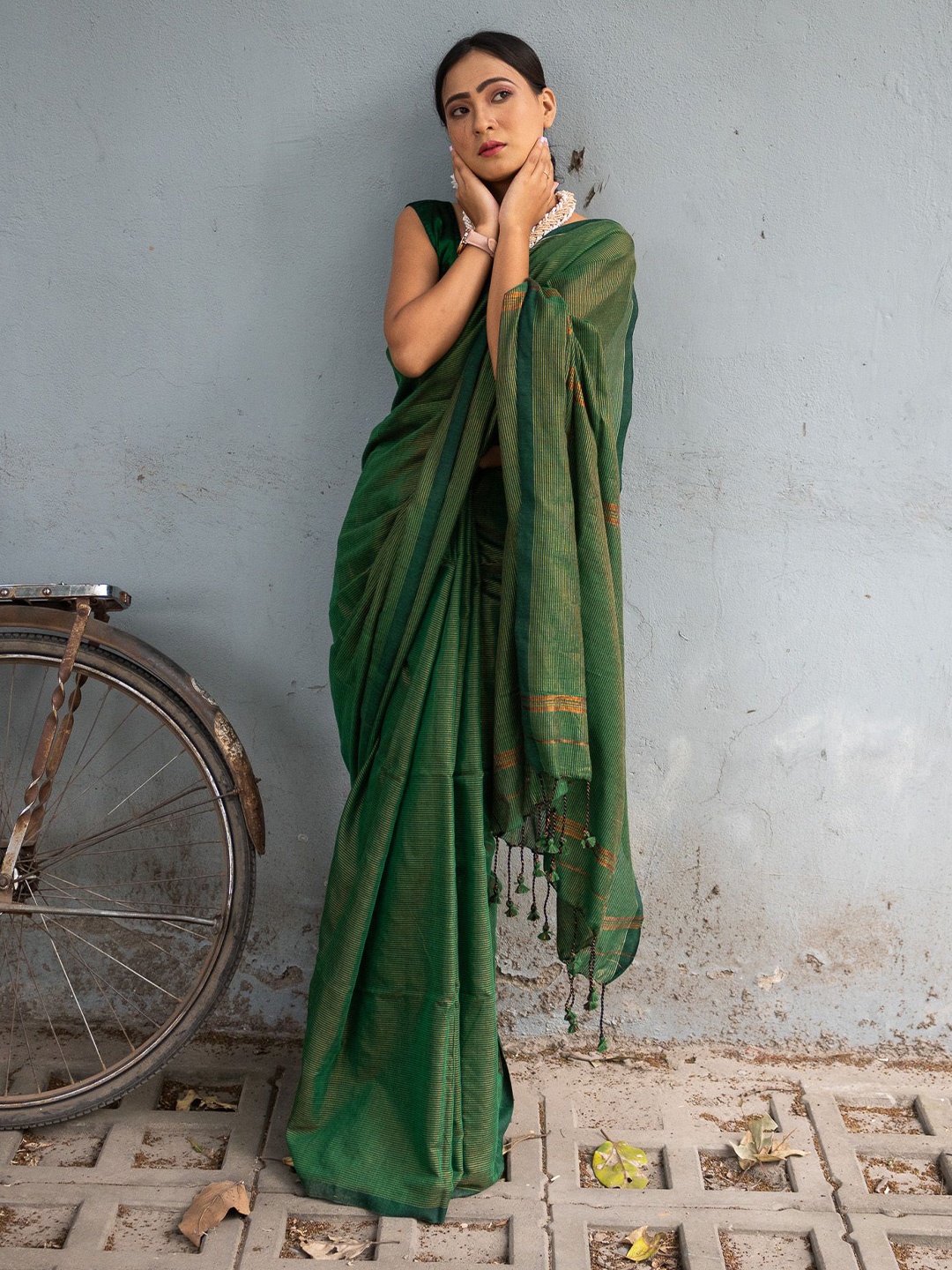

Uttariya Striped Saree, Green