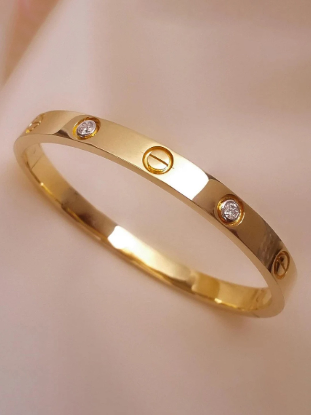 

SUBHAGALANKAR Women Gold-Plated Kada Bracelet