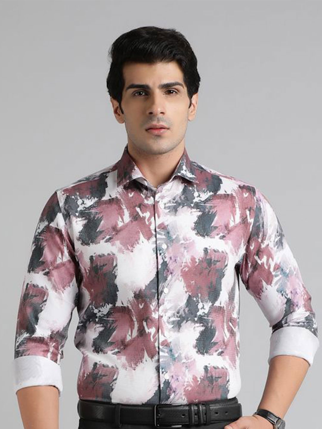 

WYRE Men Slim Fit Floral Opaque Printed Party Shirt, Maroon