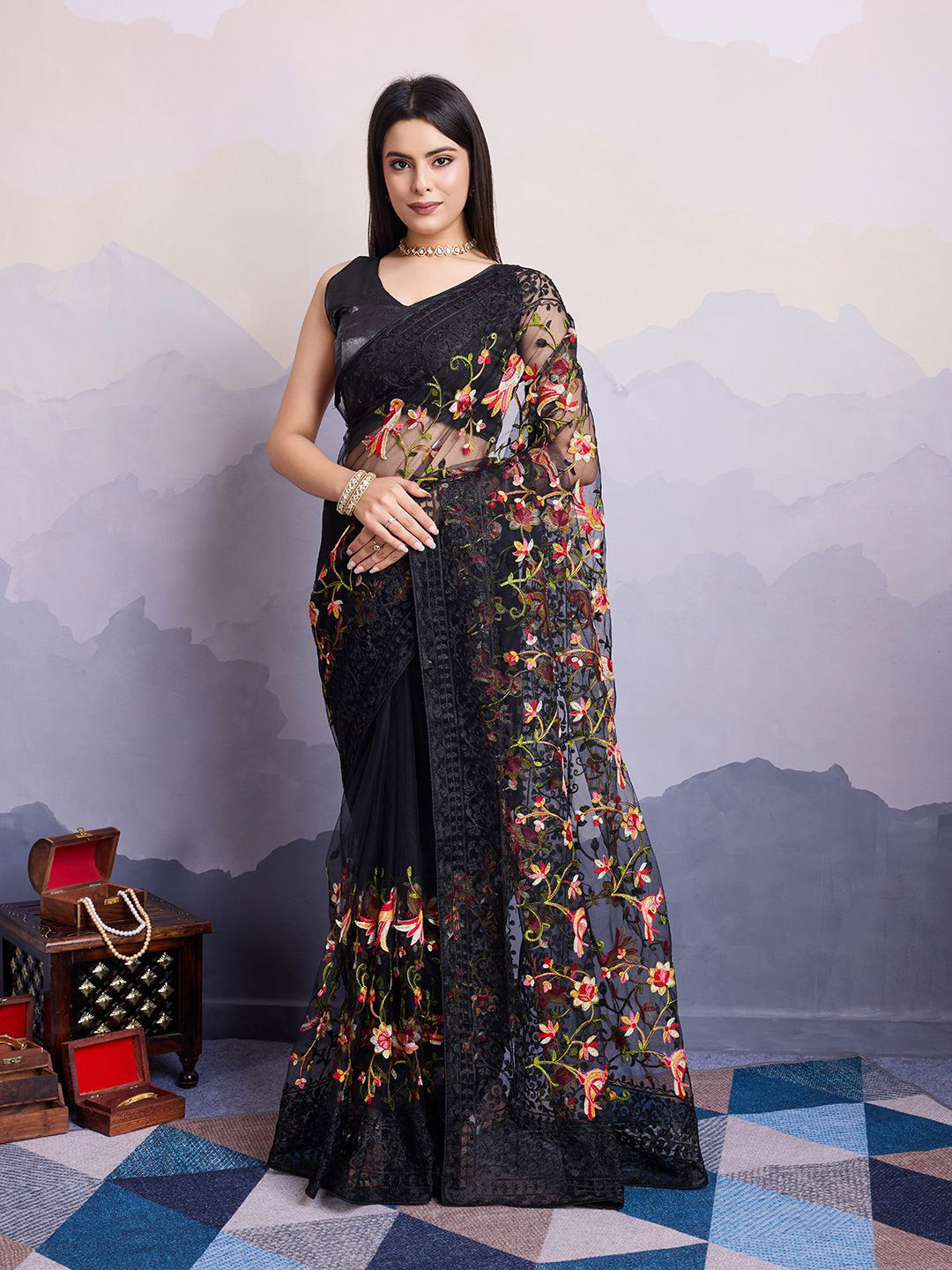 

HERE&NOW Women Floral Embroidered Net Saree, Black