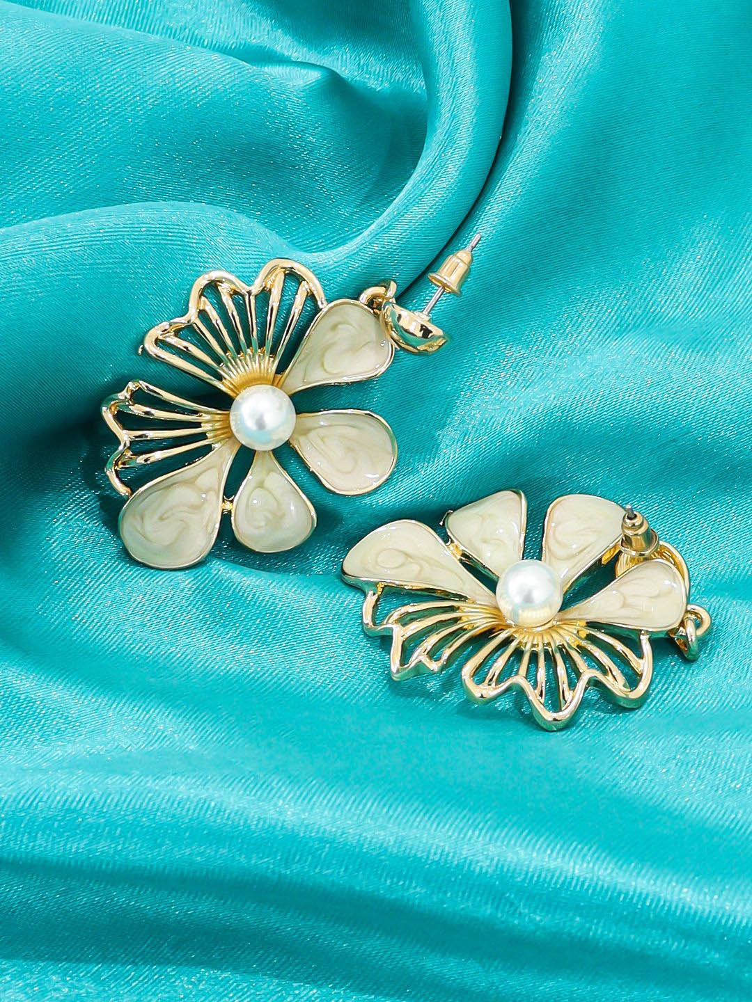 

KRENOZ Floral Drop Earrings, White