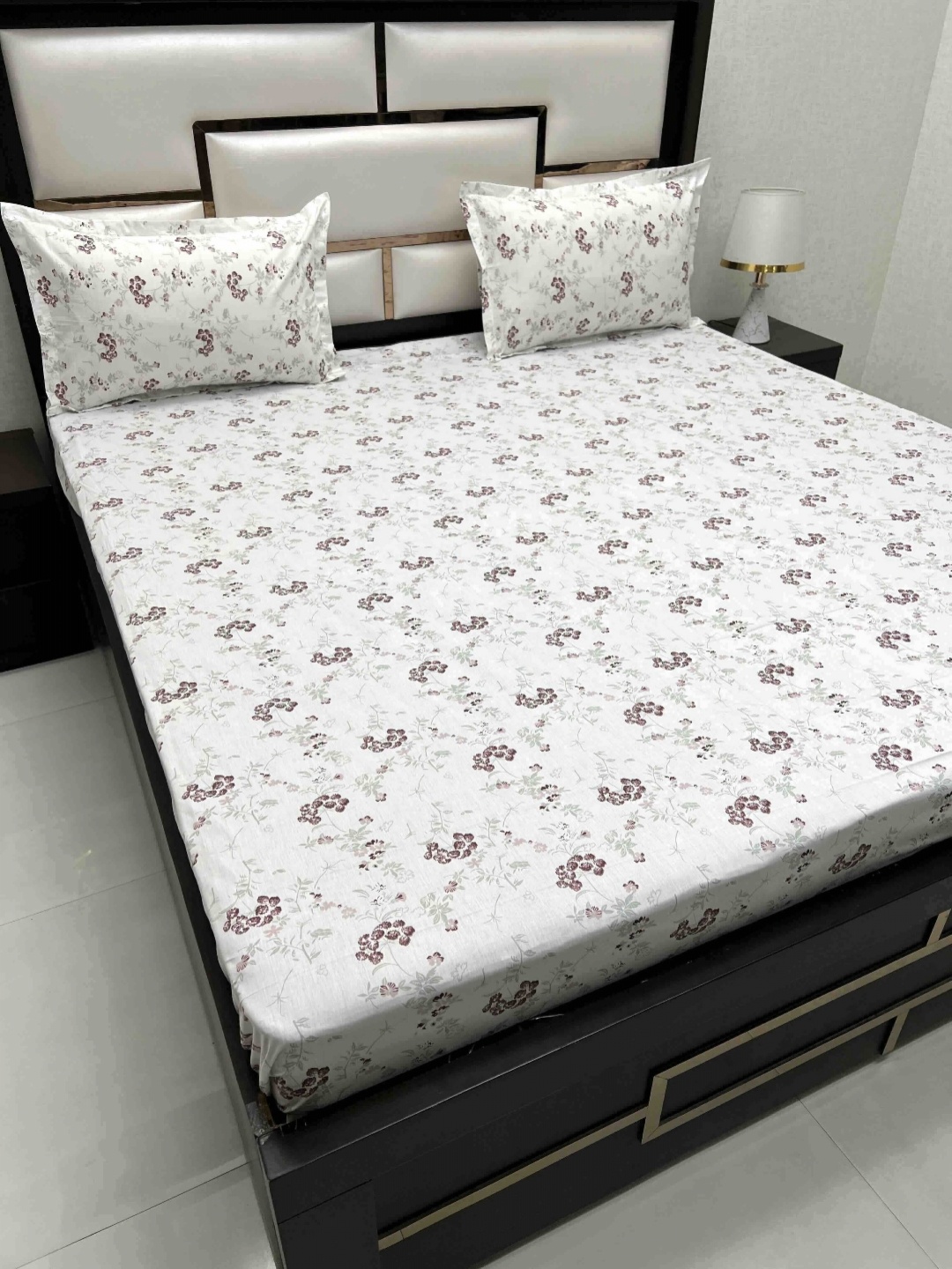 

Pure Decor Mansion White Floral 300 TC Pure Cotton King Bedsheet Set - 2.7 M x 2.7 M