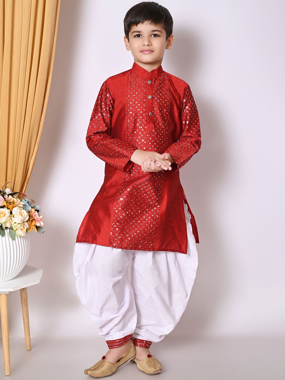 

BAESD Boys Embroidered Regular Sequinned Dupion Silk Kurta with Patiala, Maroon