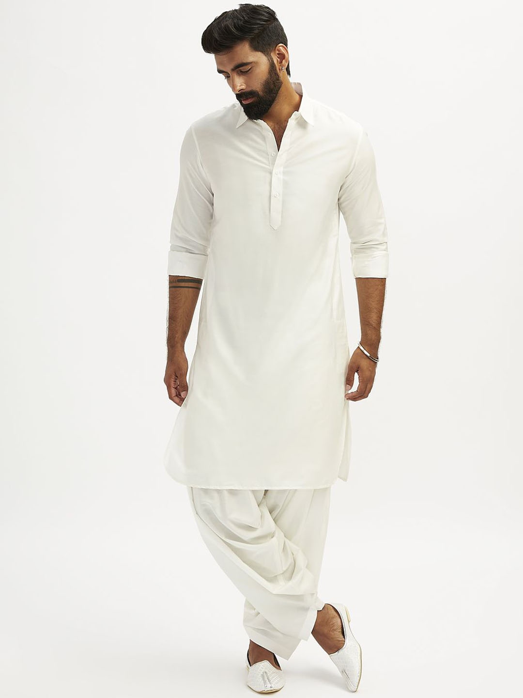 

VASTRAMAY Men Regular Kurta with Patiala, White