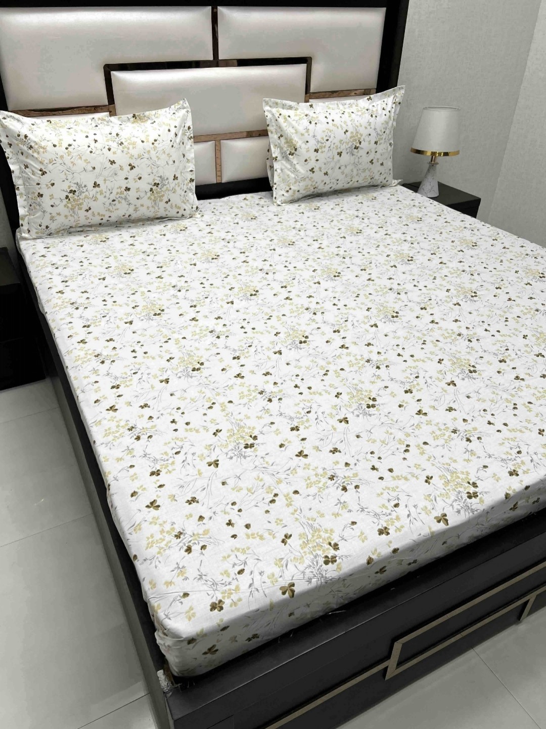

Pure Decor Cotton King Size Double Bed Bedsheet With 2 Pillow Covers 108 in X 108 in, White
