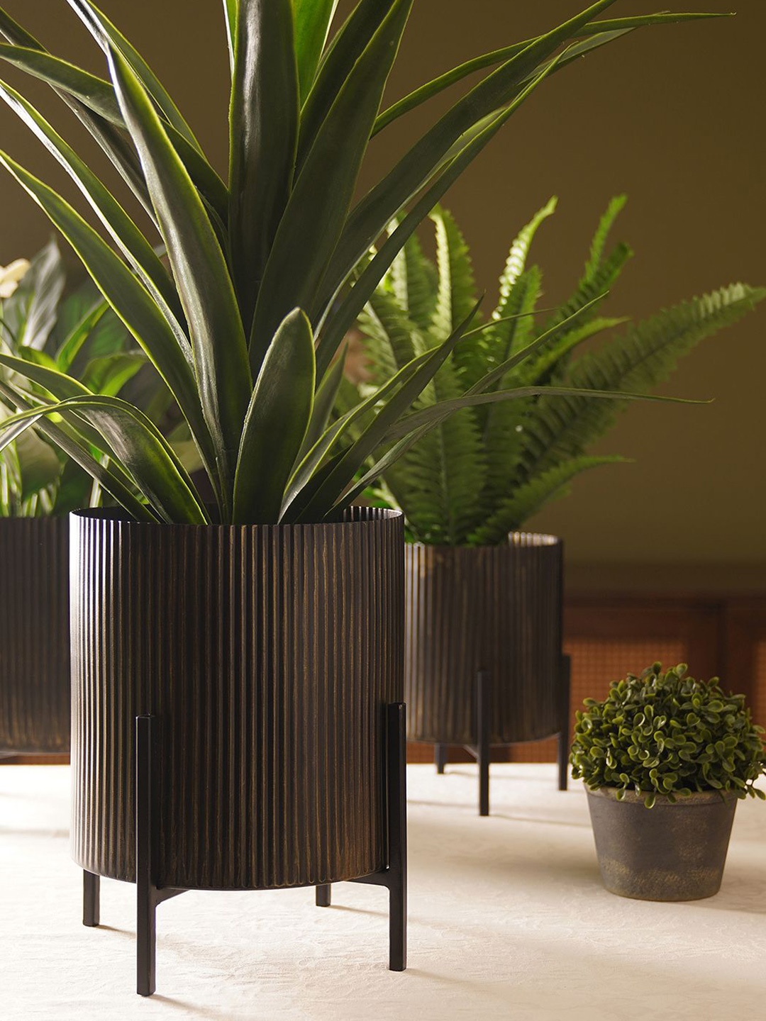 

Pure Home and Living Brown Textured PlantersPot With Stand