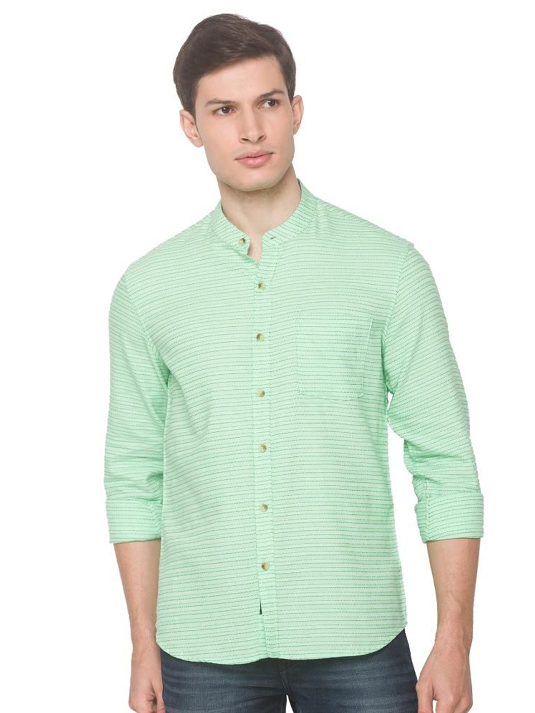 

SNX Men Tailored Fit Opaque Striped Casual Shirt, Green