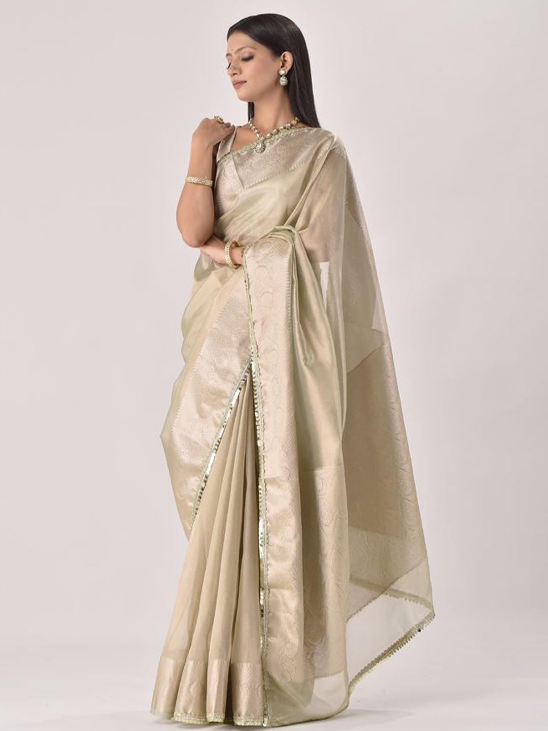 

sutra attire Woven Design Zari Tissue Banarasi Saree, Beige