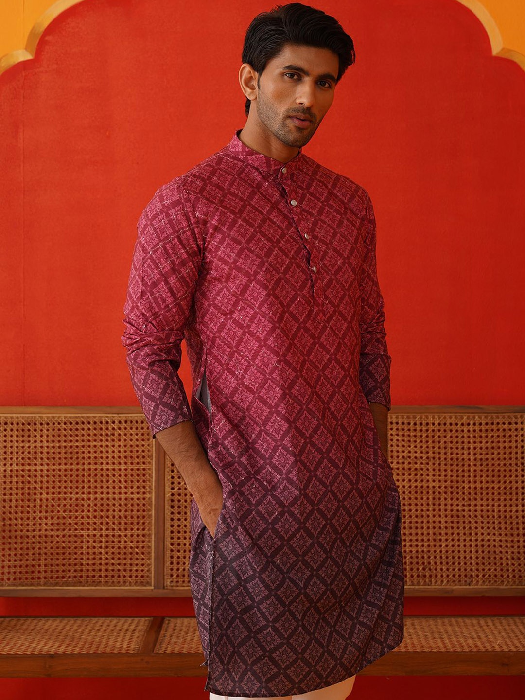 

Jompers Men Floral Printed Sequinned Floral Kurta, Purple