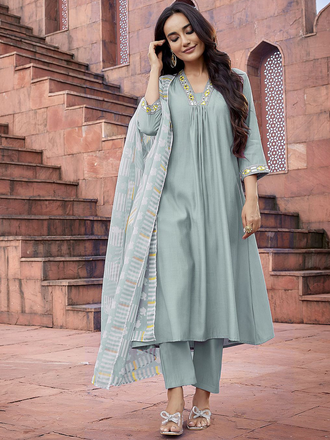 

Royal Export Women Regular Mirror Work Kurta with Trousers & With Dupatta, Green