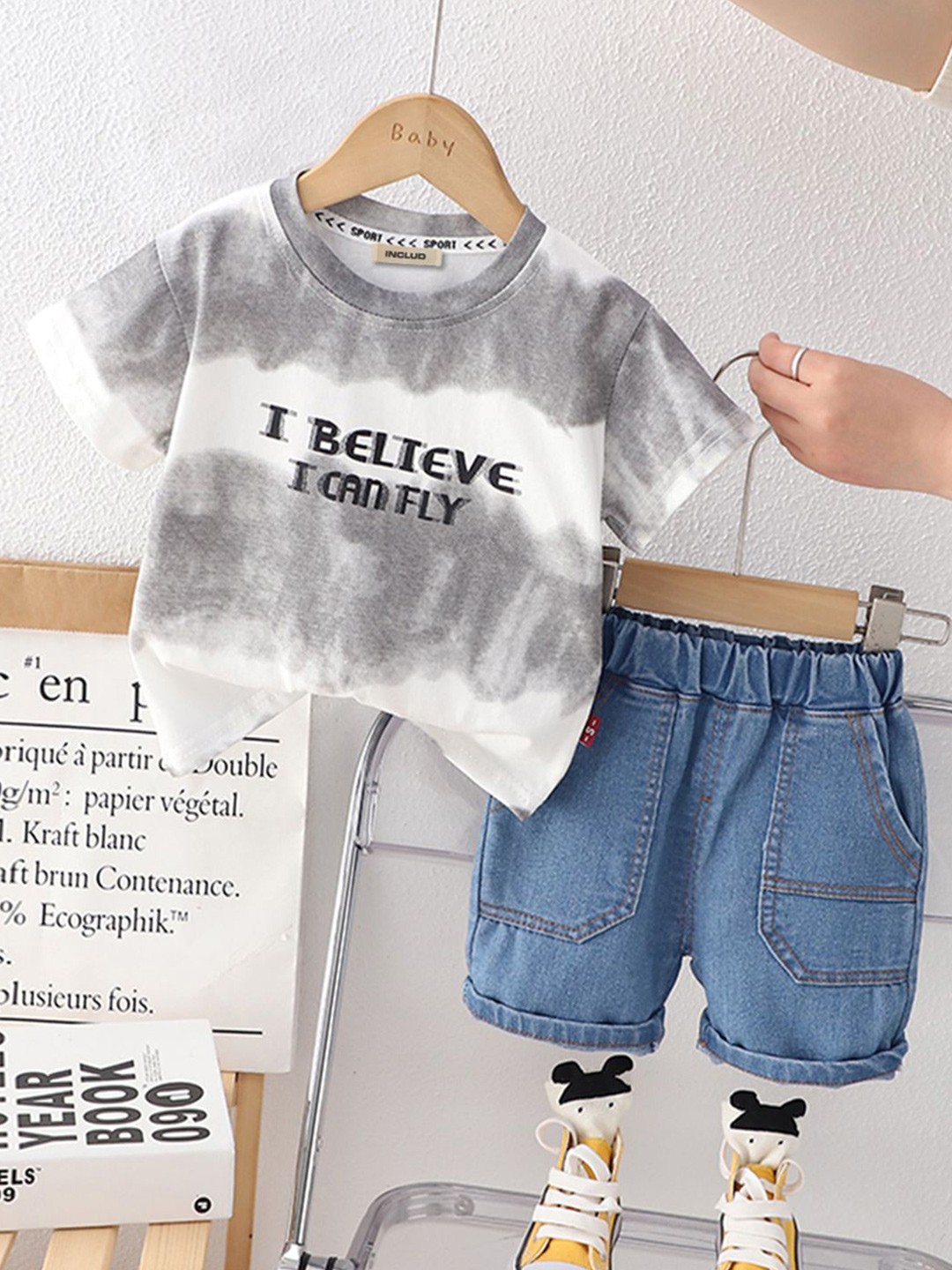 

INCLUD Boys Printed T-shirt with Shorts, Grey