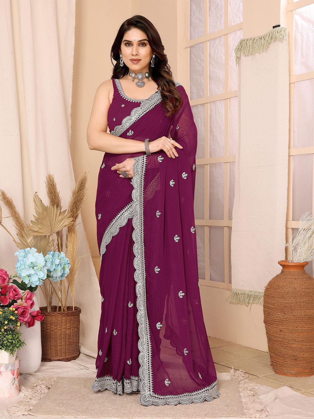 

HERE&NOW Floral Embroidered Sequinned Saree, Purple