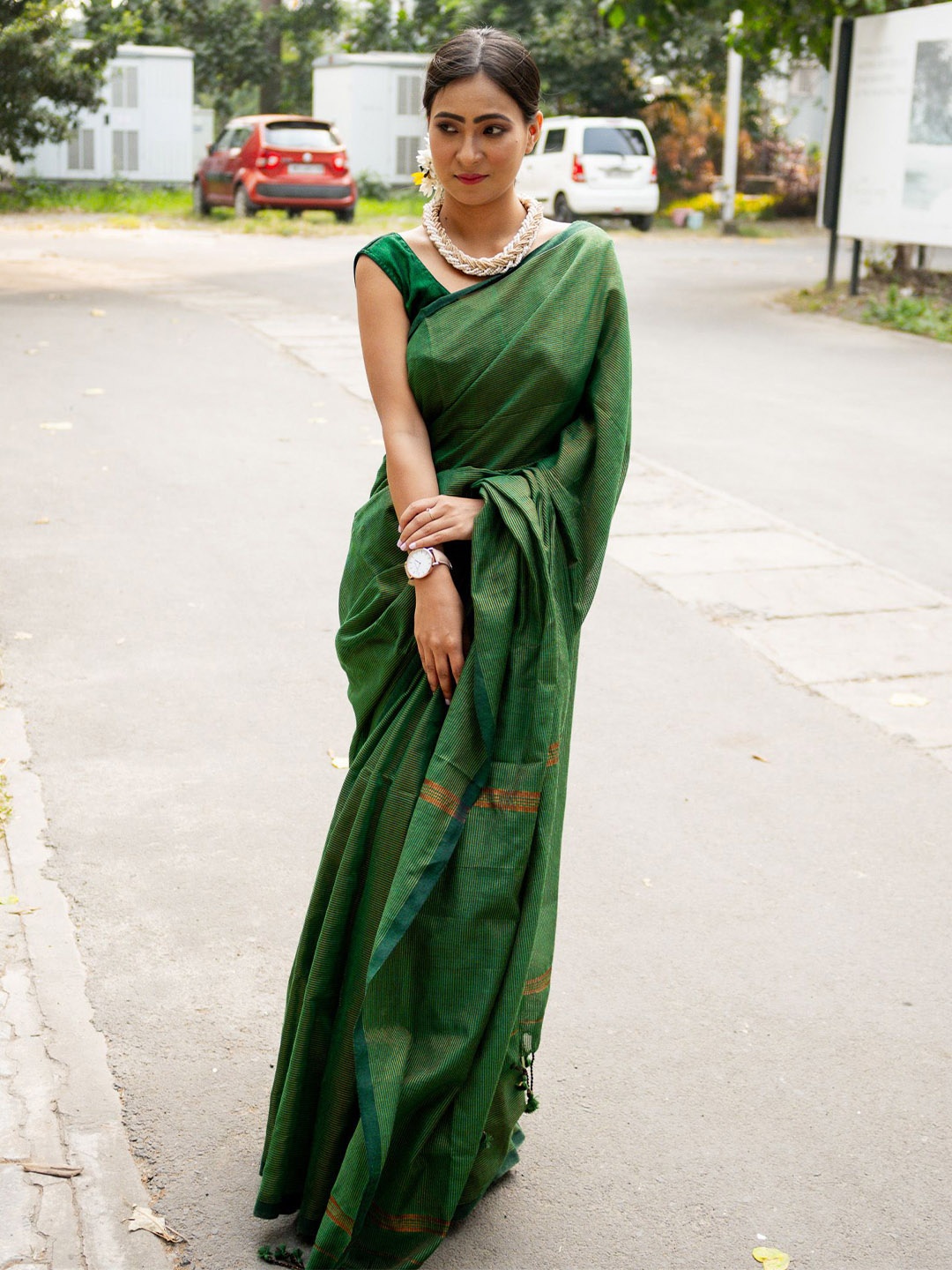 

Uttariya Striped Zari Saree, Green