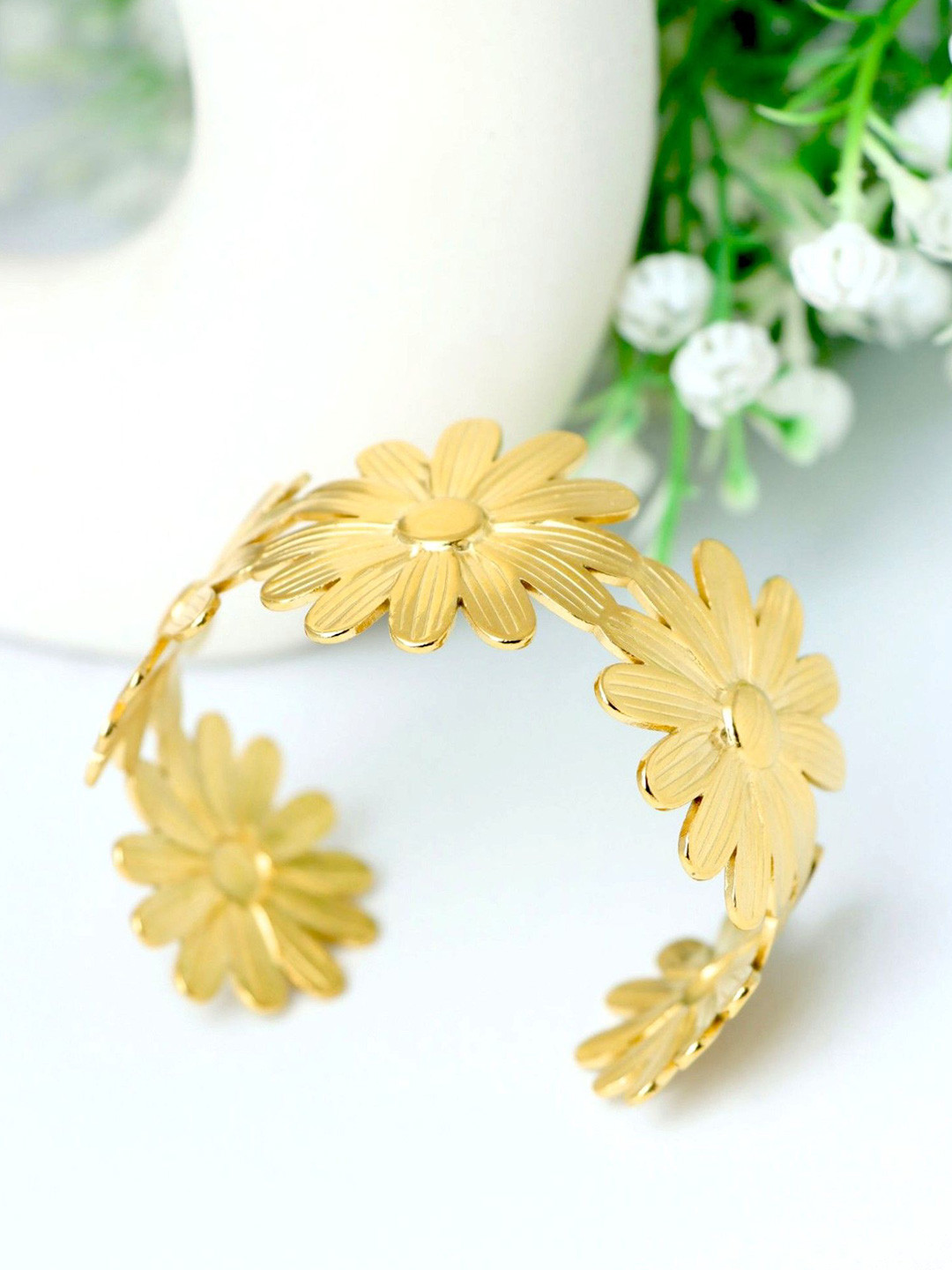 

JEWILLEY Women Gold-Plated Bangle-Style Bracelet